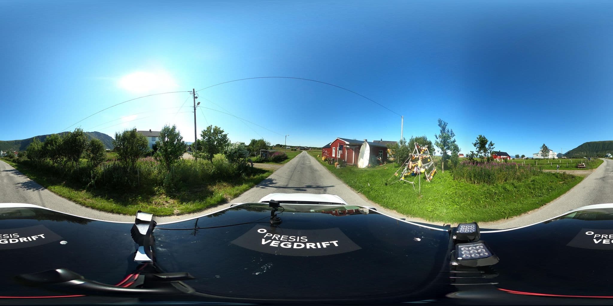 Street view near Noorderlicht Gasthuis Kristine Moen Huset, Svolvær — © catoandersen (CC BY-SA · Mapillary)