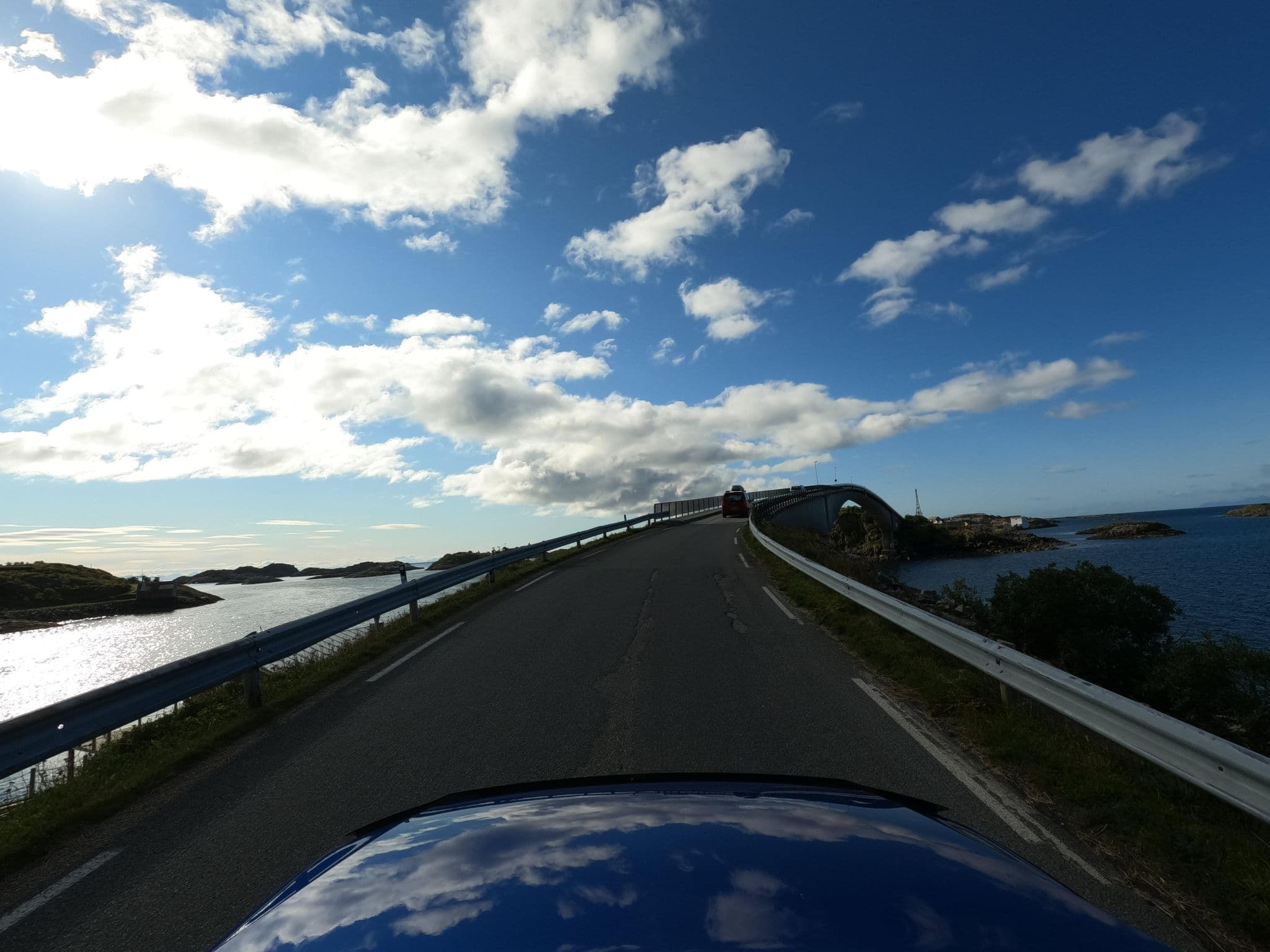 Street view near Lofoten Arctic Hotel, Kabelvåg — © catoandersen (CC BY-SA · Mapillary)