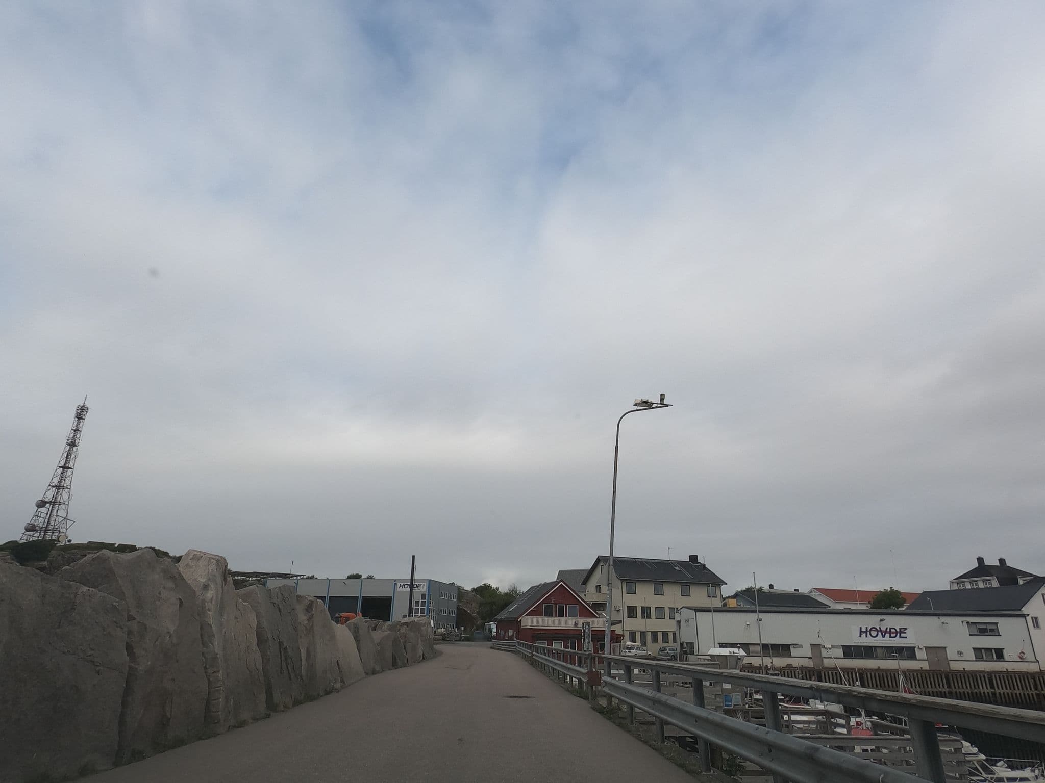 Street view near Johs. H. Giæver Sjøhus og Rorbuer, Kabelvåg — © sigtill (CC BY-SA · Mapillary)