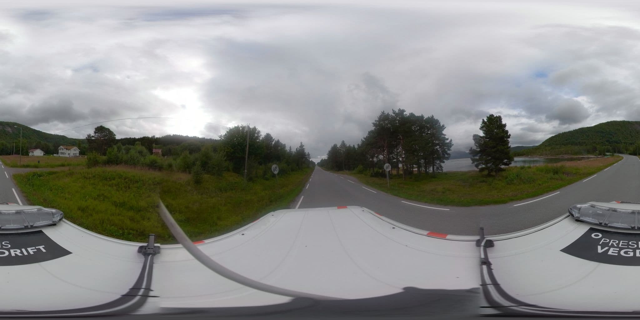 Street view near Grimsbu Turistsenter Motell & Camp, Lødingen — © catoandersen (CC BY-SA · Mapillary)