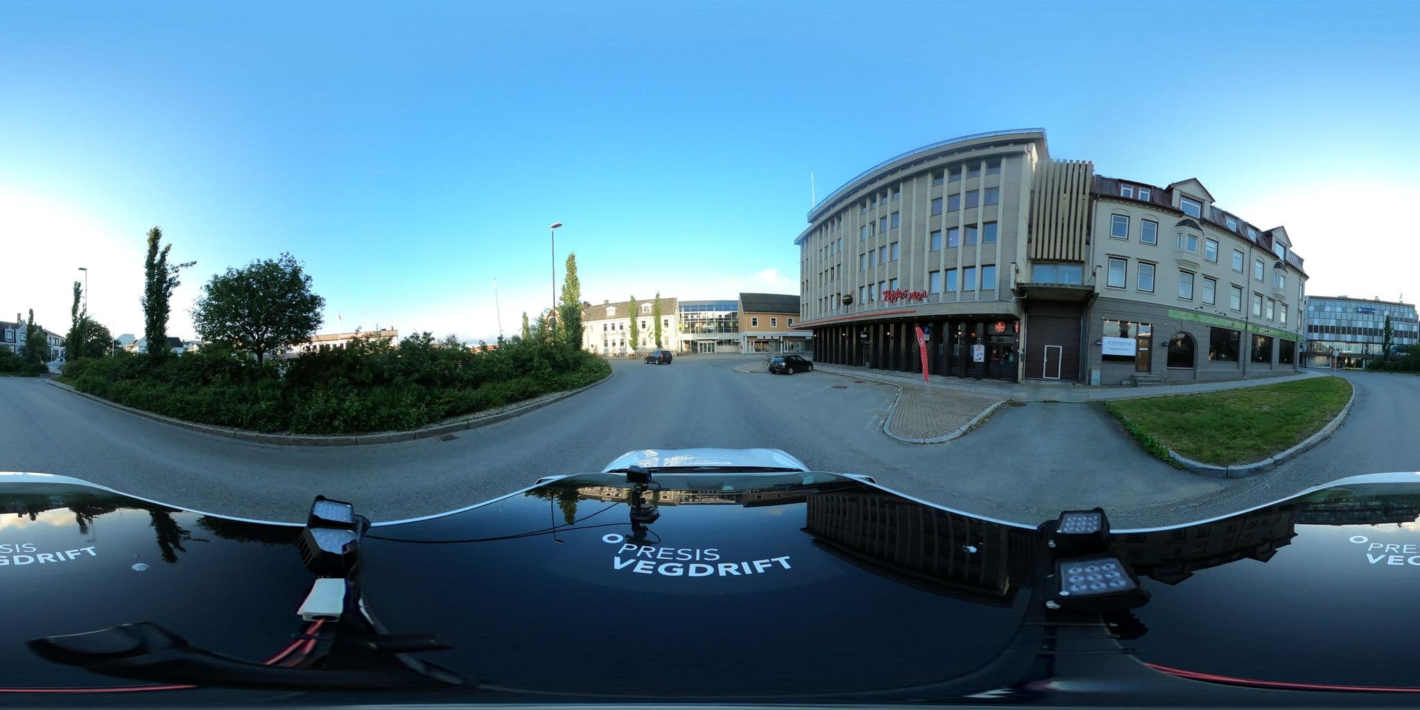 Street view near Viking Easy Living, Harstad — © catoandersen (CC BY-SA · Mapillary)