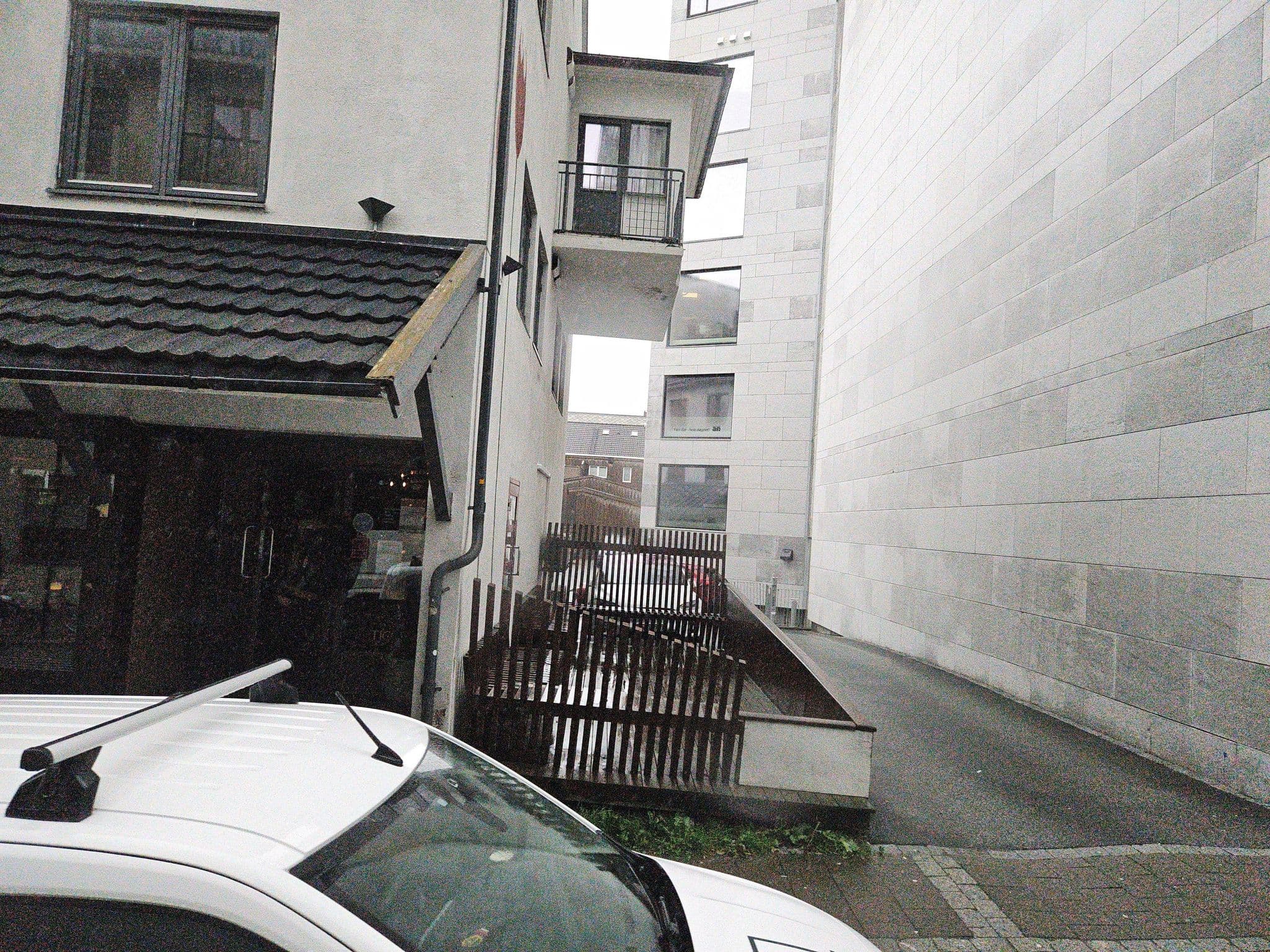Street view near Sandgata Apartments, Bodø — © pbb (CC BY-SA · Mapillary)
