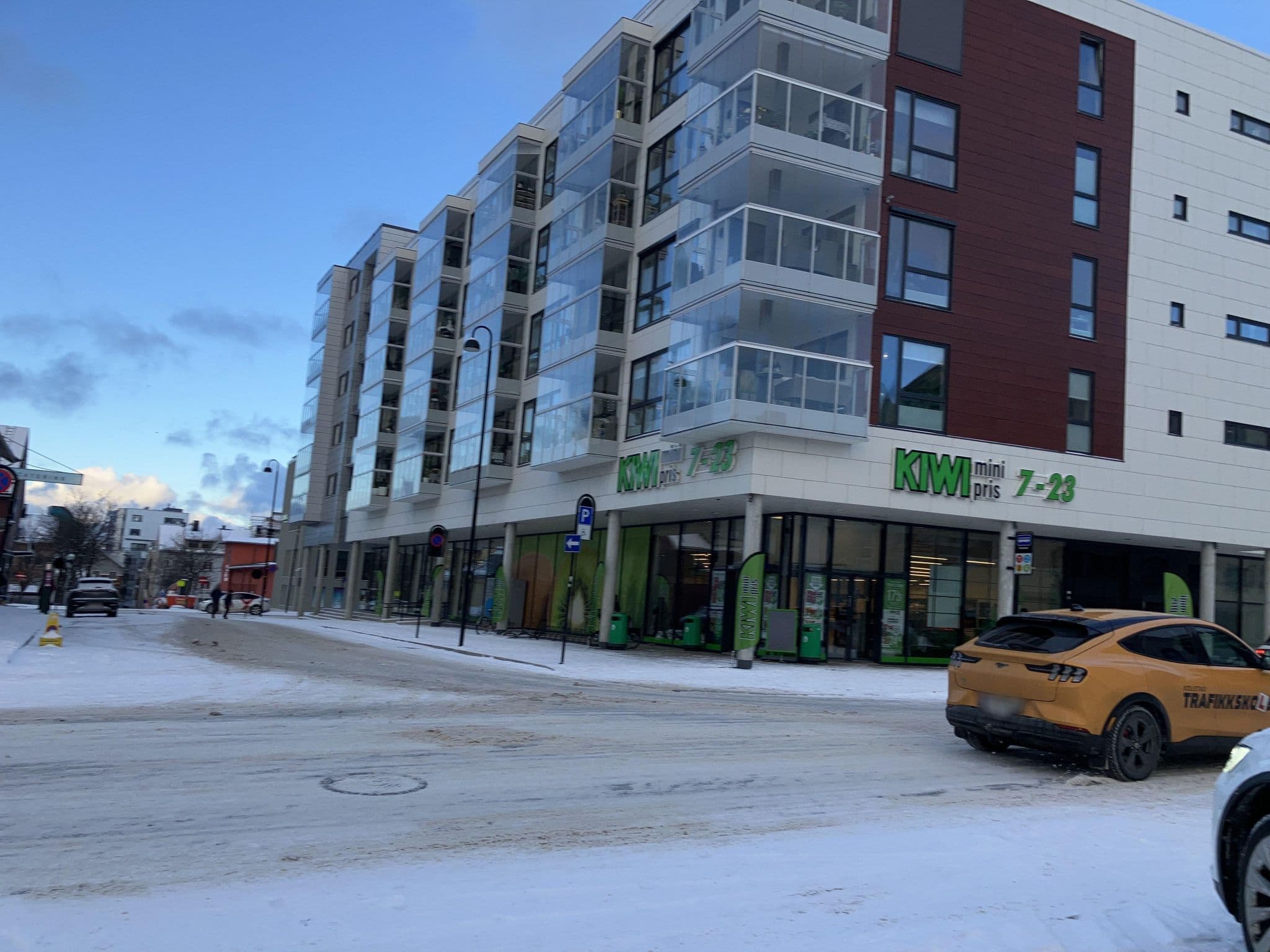 Street view near Den indre Sjømannsmisjon, Bodø — © southglos (CC BY-SA · Mapillary)