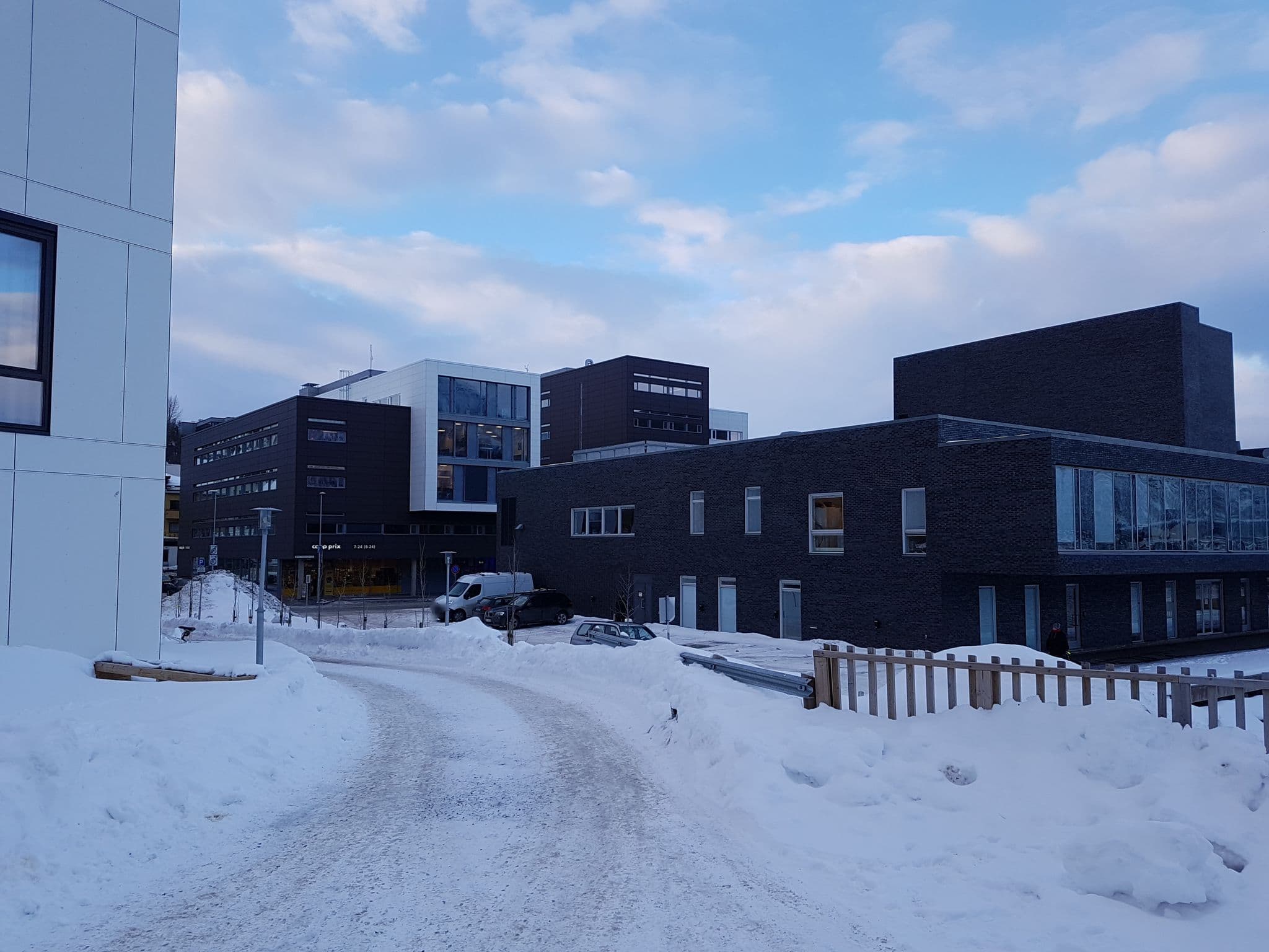 Street view near Arran Drift, Tromsø — © it_s_so_funny (CC BY-SA · Mapillary)