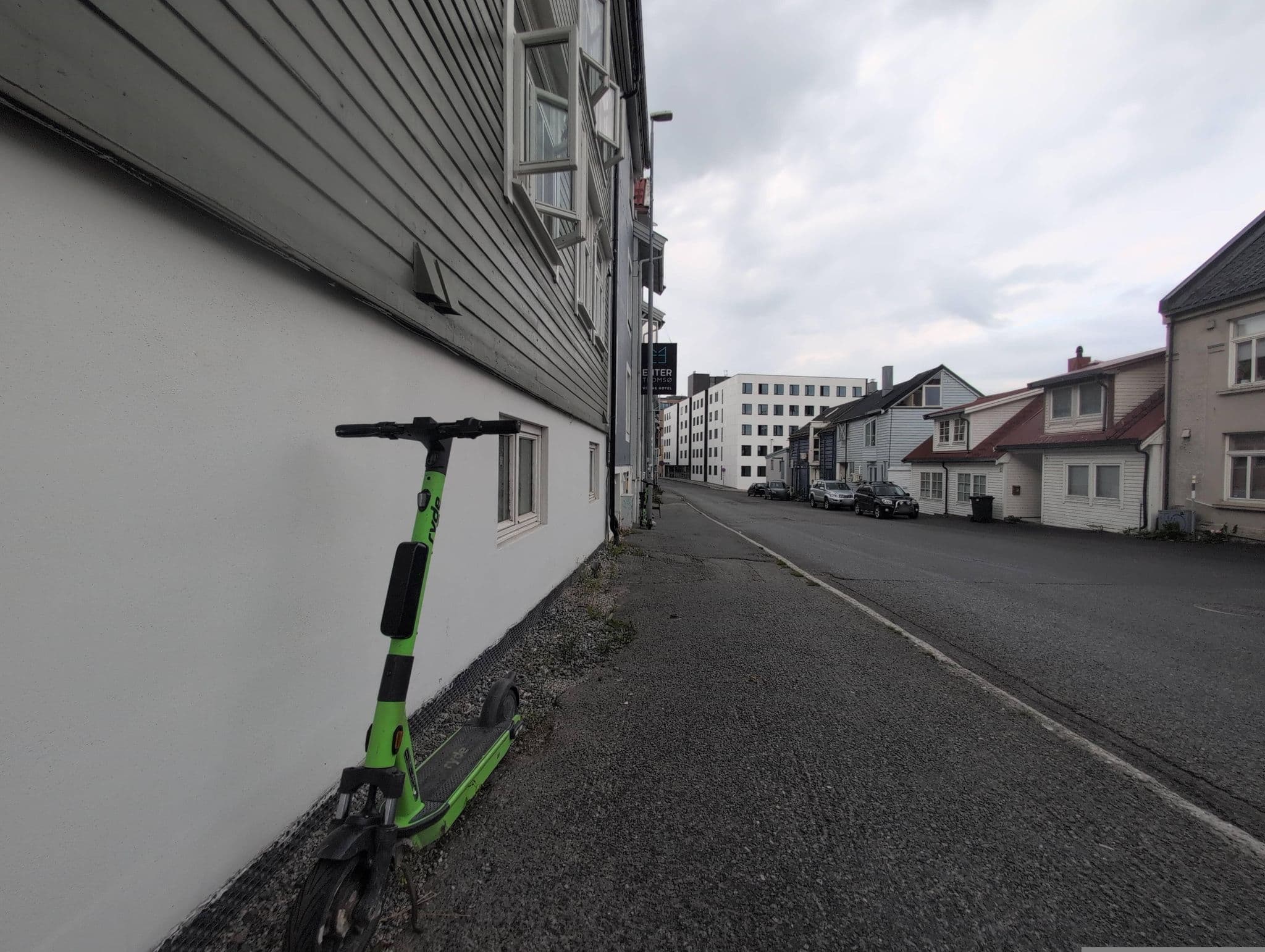 Street view near Enter Tromsø Luxury Apartments, Tromsø — © benni347 (CC BY-SA · Mapillary)