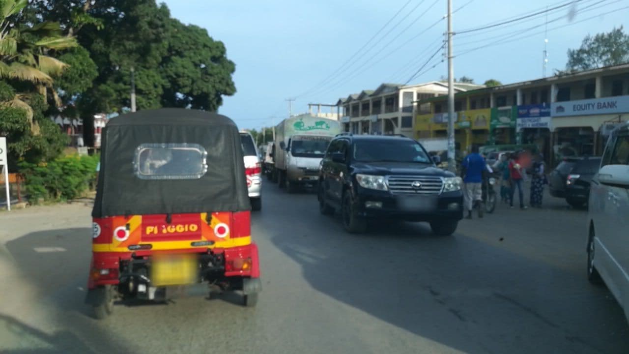 Street view near Alliance Beach Hotel, Ukunda — © lga (CC BY-SA · Mapillary)