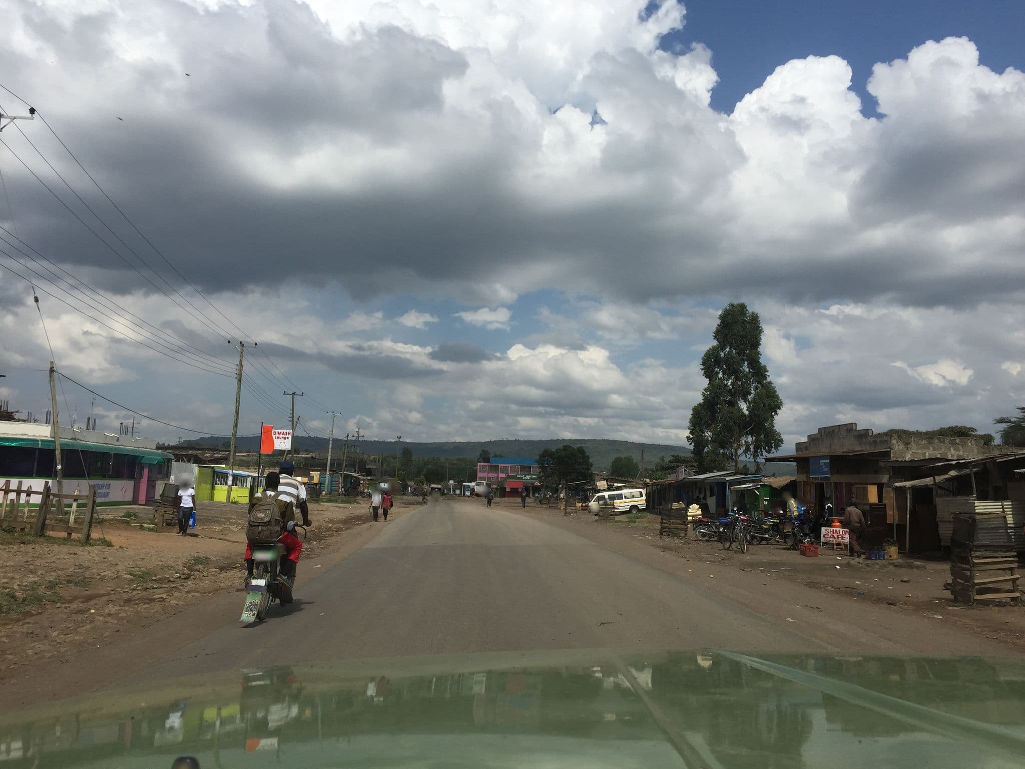 Street view near The Hotel Ndumbu, Gilgil — © fede (CC BY-SA · Mapillary)