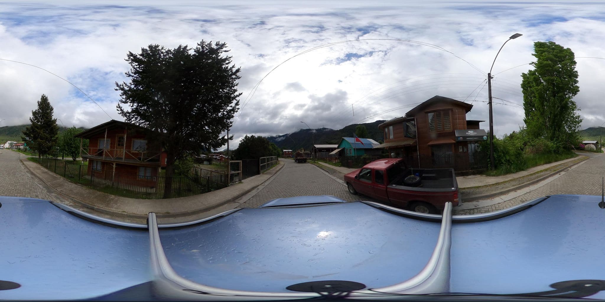 Street view near Hospedaje y Cabañas "Juanita", La Junta — © Kaart_Local (CC BY-SA · Mapillary)