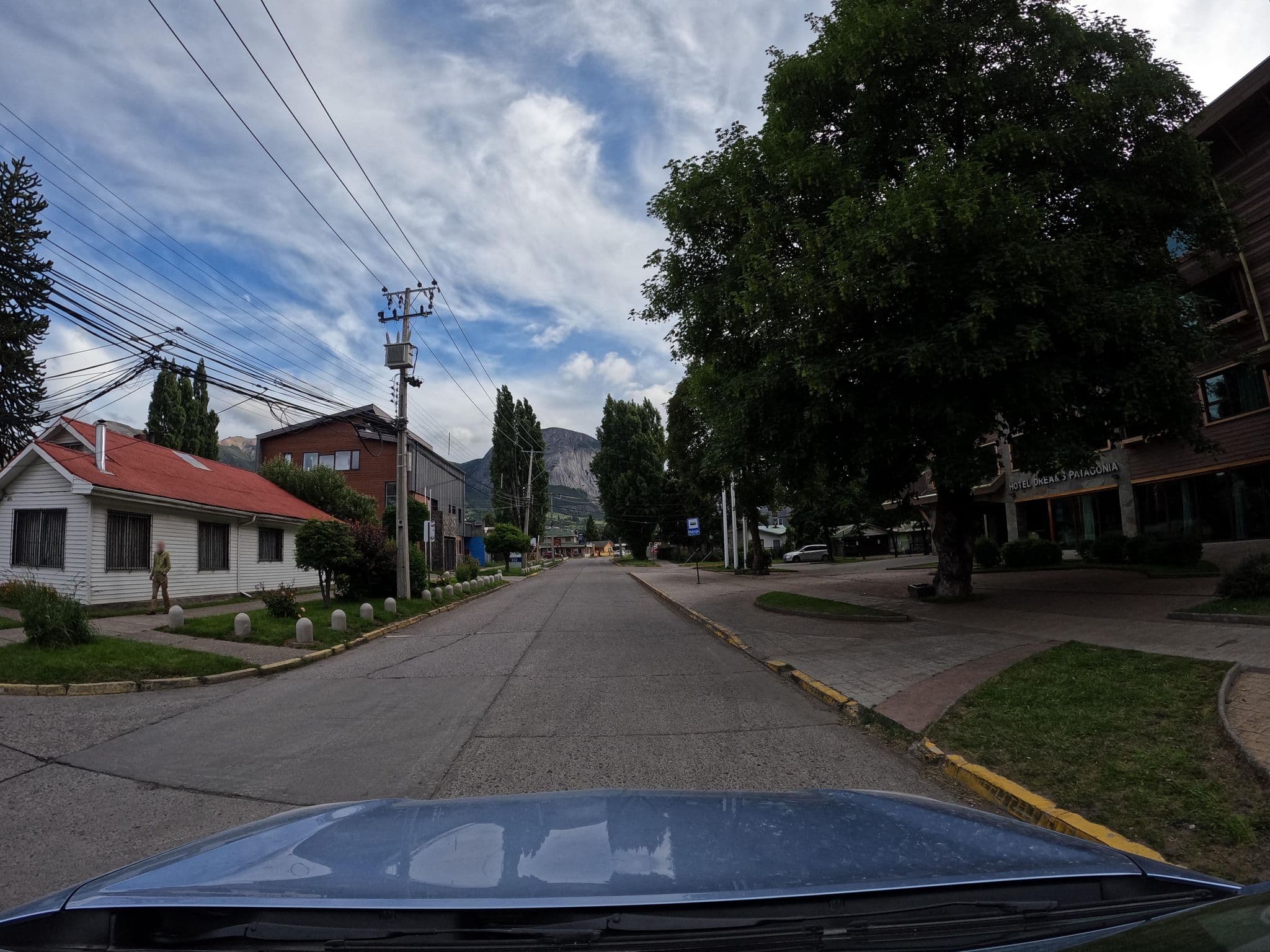 Street view near Hotel Dreams de La Patagonia, Coyhaique — © Kaart_Local (CC BY-SA · Mapillary)