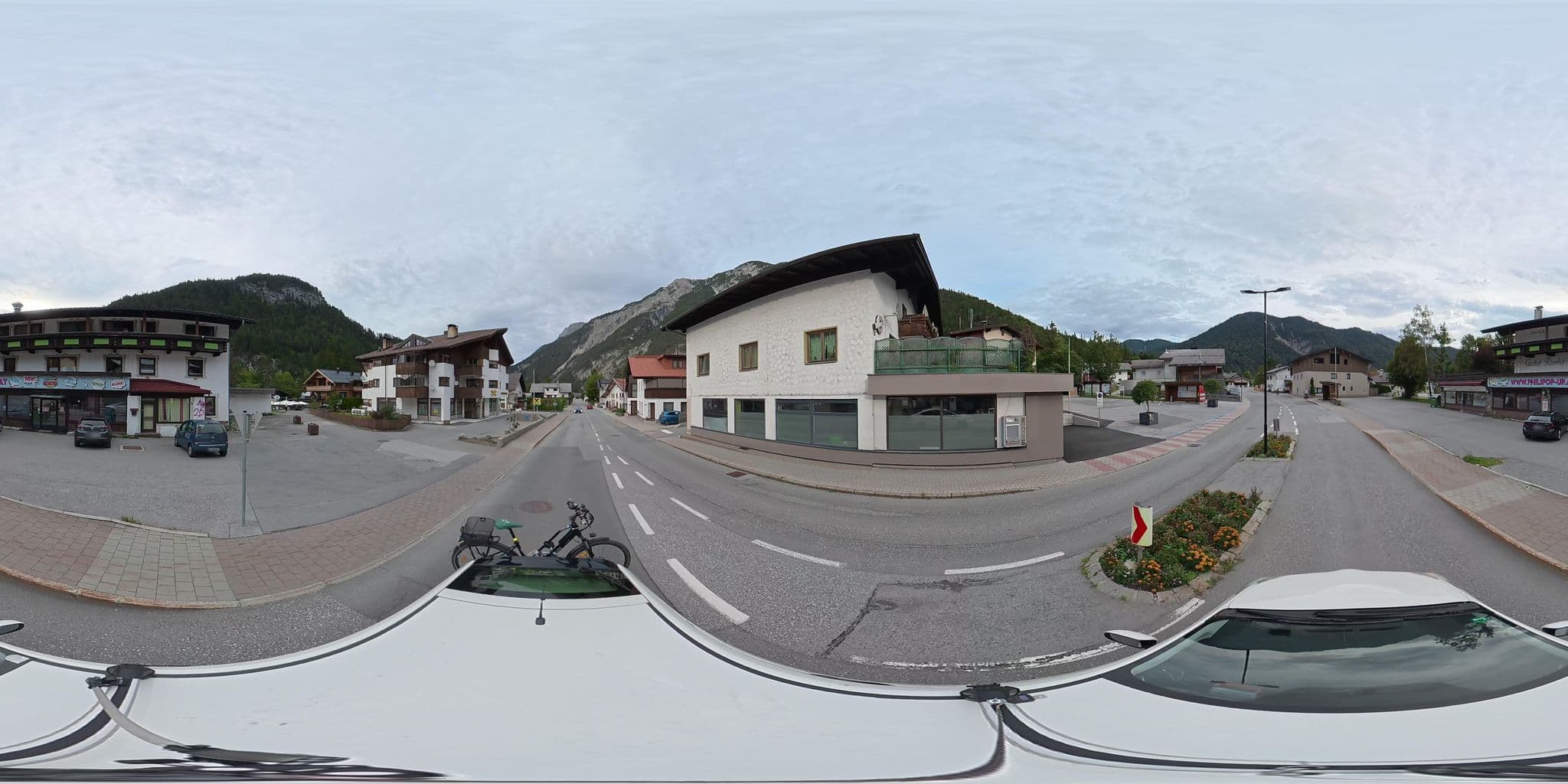 Street view near PhiliPop-Up Hostel, Scharnitz — © osmplus_org (CC BY-SA · Mapillary)