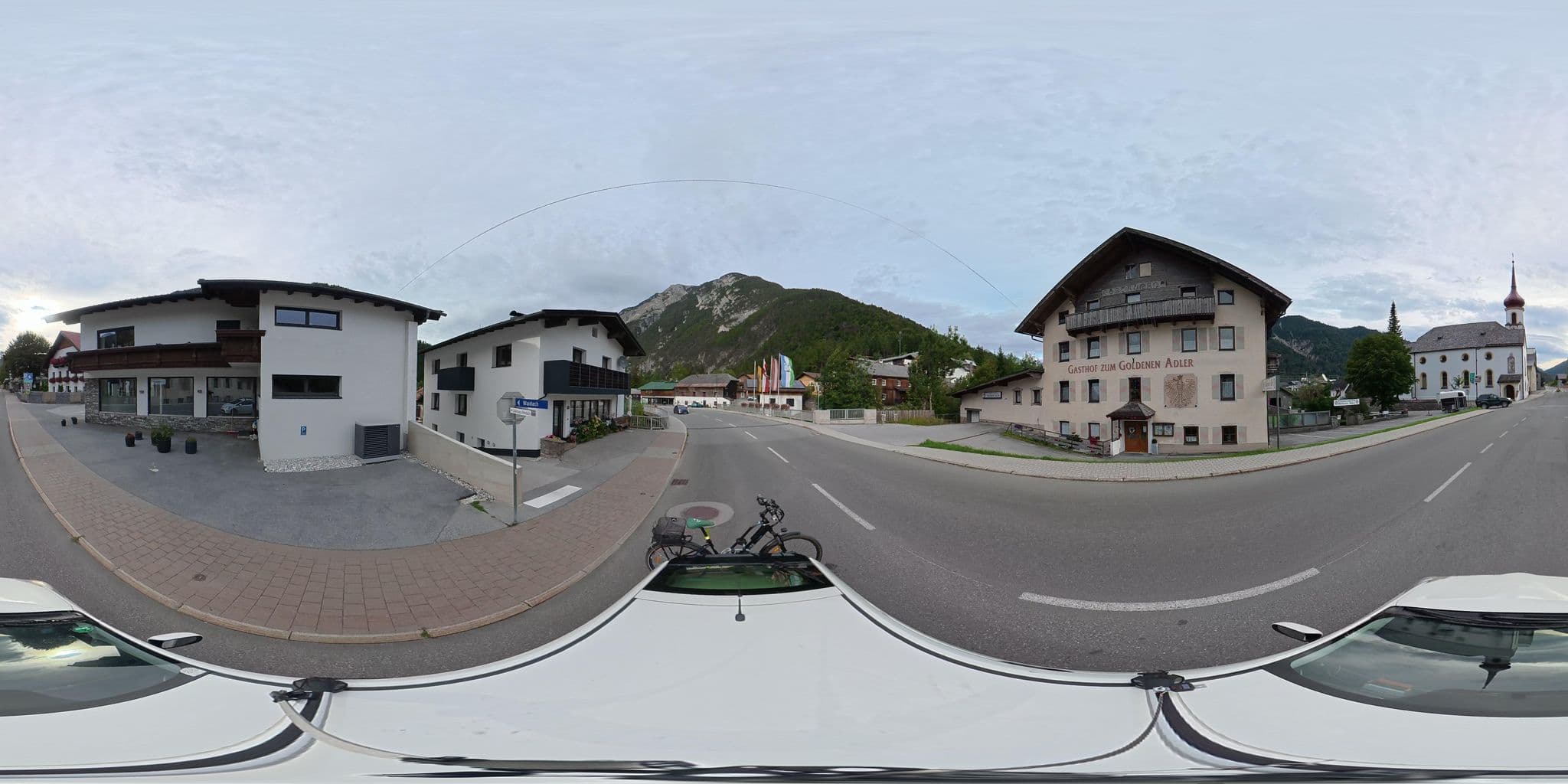 Street view near Goldener Adler, Scharnitz — © osmplus_org (CC BY-SA · Mapillary)