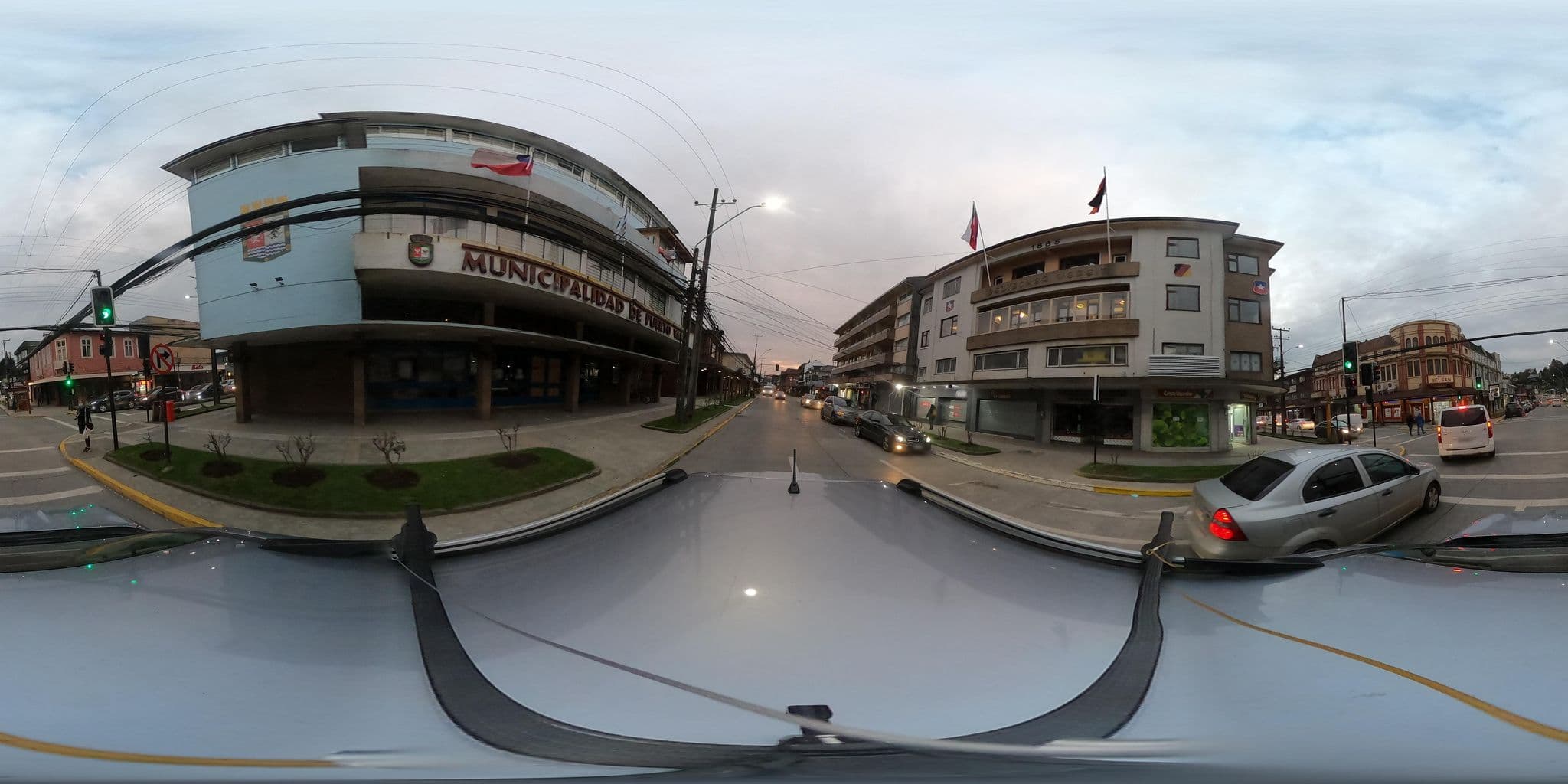 Street view near Chimanga Hostel, Puerto Varas — © felipeeugenio (CC BY-SA · Mapillary)