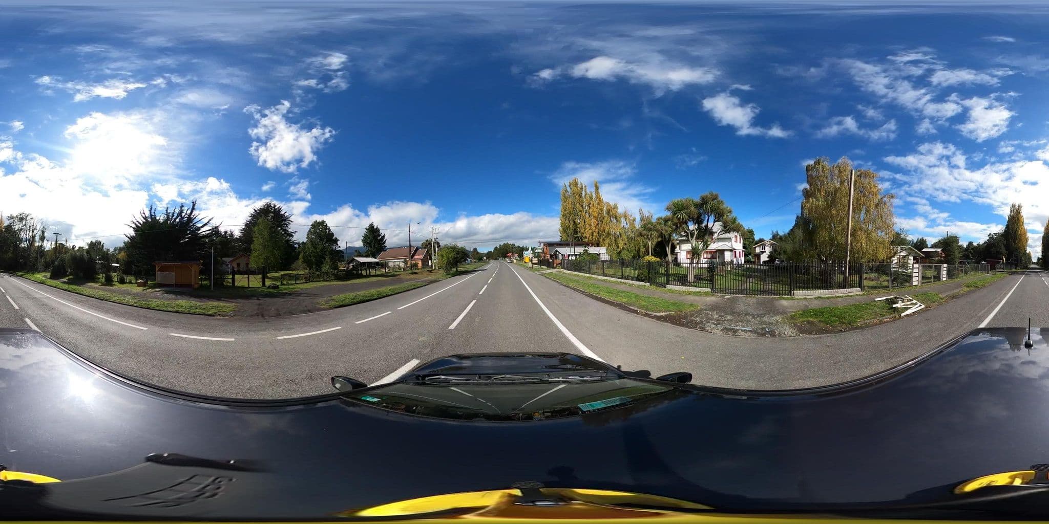 Street view near Cabañas Sra. Odette Angulo, La Ensenada — © manescob (CC BY-SA · Mapillary)