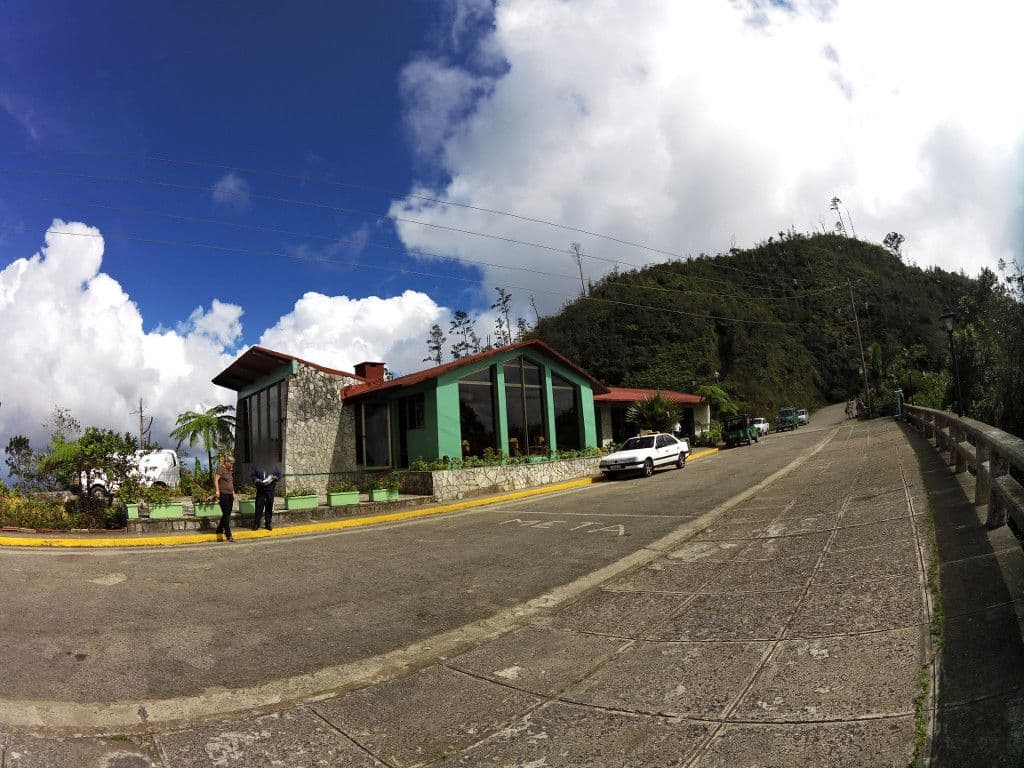 Street view near Gran Piedra, Santiago de Cuba