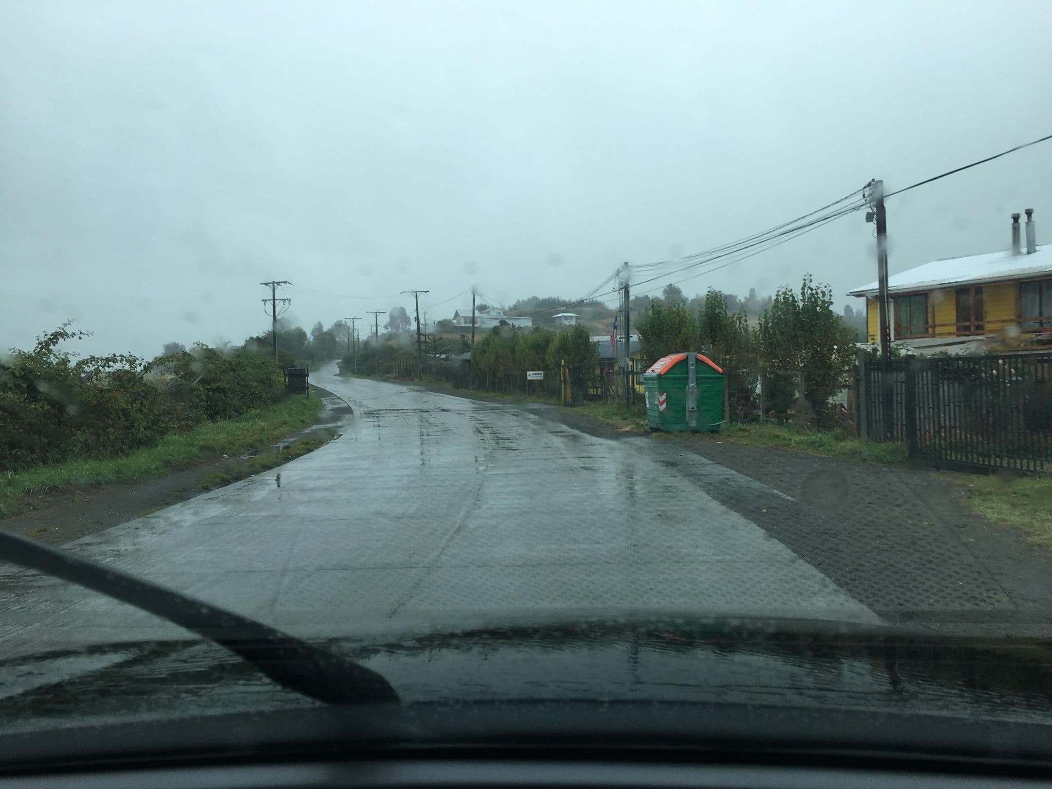 Street view near Cabaña canasto de agua, Quellón — © ariellopez (CC BY-SA · Mapillary)