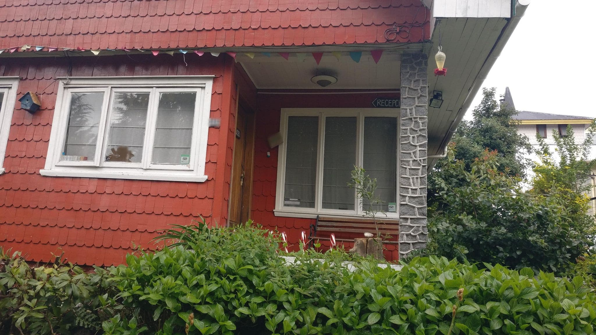 Street view near Hostal Mawenco, Puerto Varas — © Kaart_Local (CC BY-SA · Mapillary)