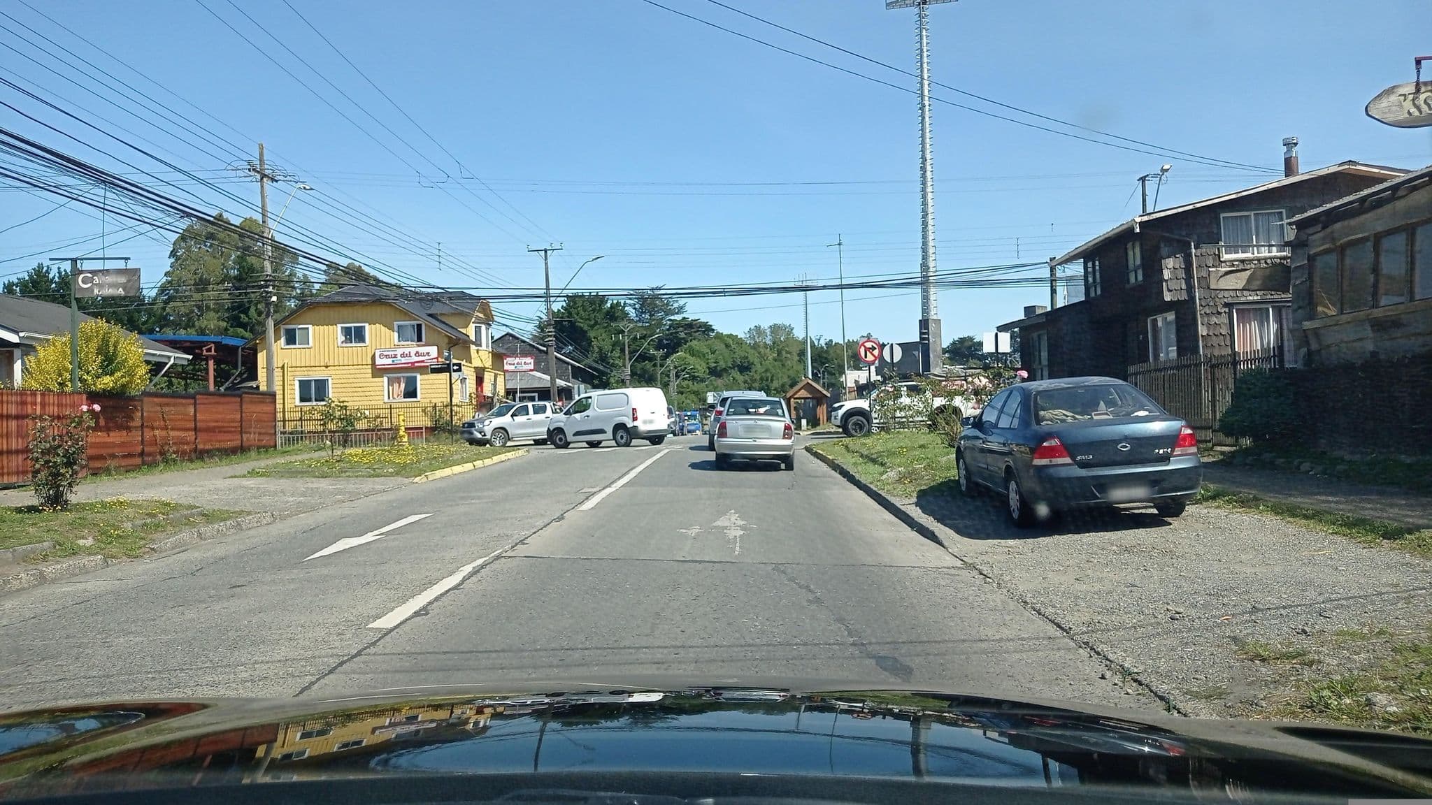 Street view near mamahostels, Puerto Varas — © ariellopez (CC BY-SA · Mapillary)