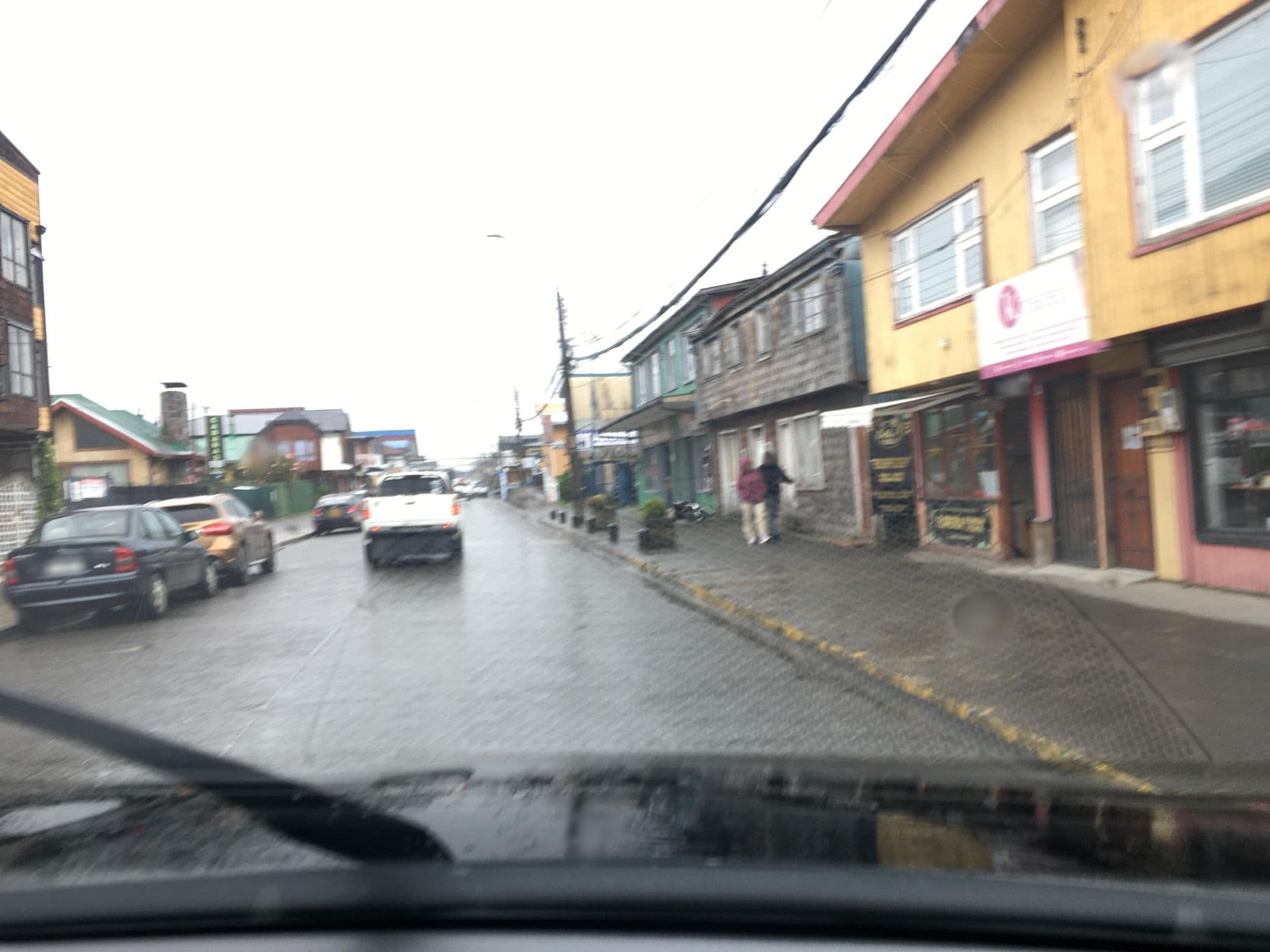 Street view near Hostal y Cabañas Casa Blanca, Castro — © ariellopez (CC BY-SA · Mapillary)