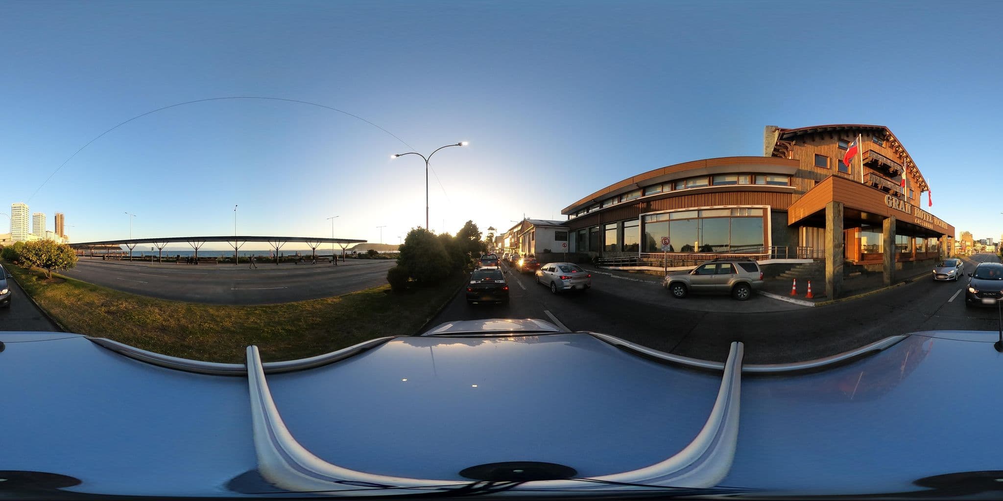 Street view near Gran Hotel Vicente Costanera, Puerto Montt — © Kaart_Local (CC BY-SA · Mapillary)