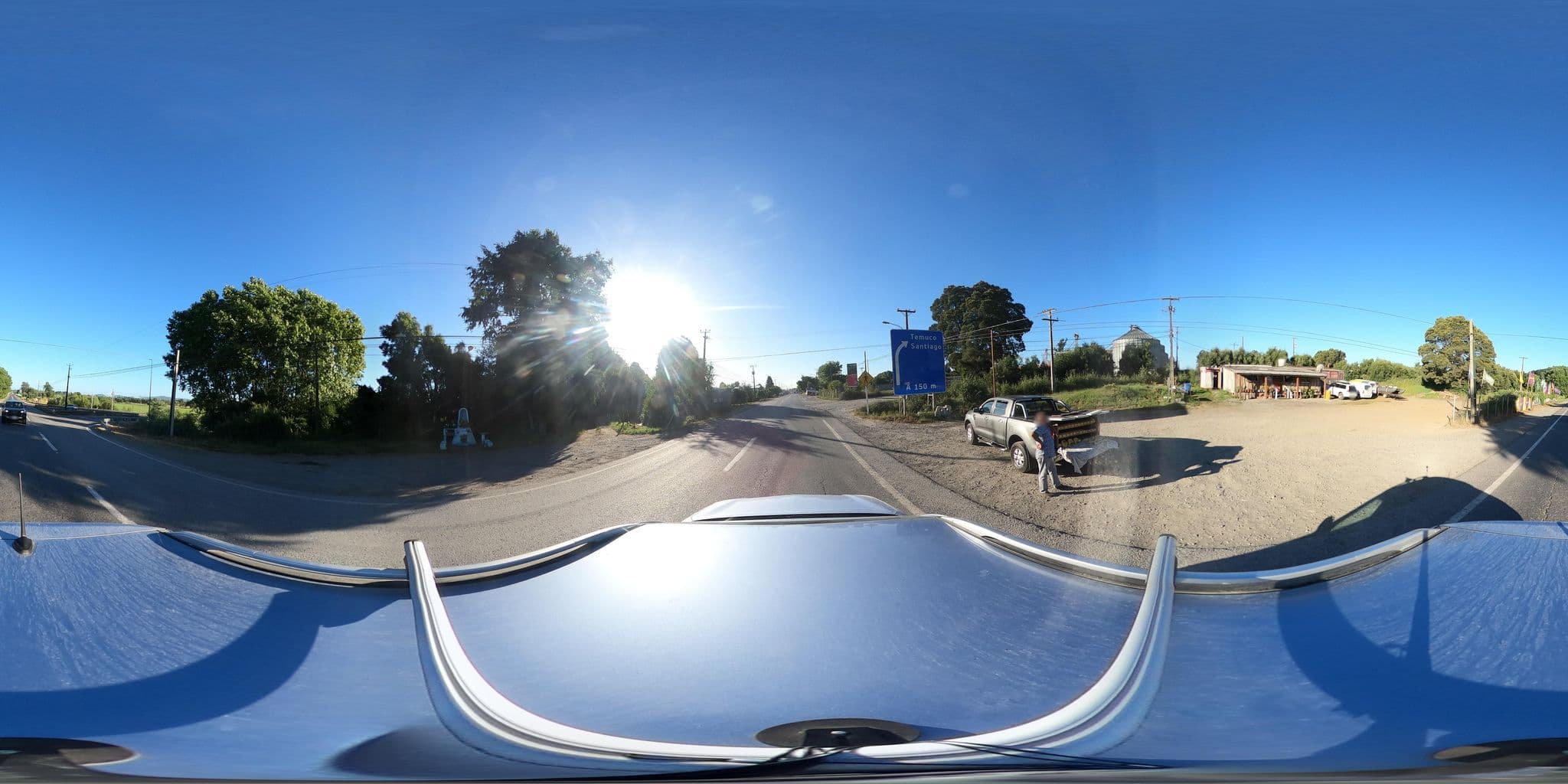 Street view near Hostal Mackay, Freire — © Kaart_Local (CC BY-SA · Mapillary)