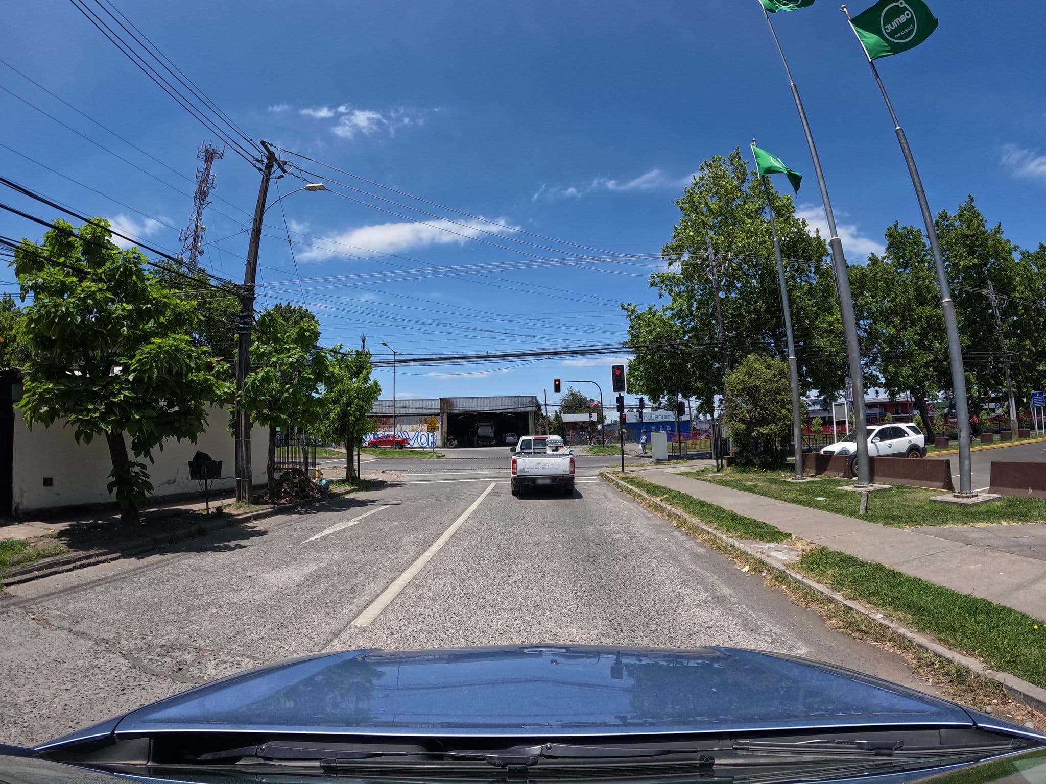 Street view near Alojamiento y Pension Santander, Chillán — © Kaart_Local (CC BY-SA · Mapillary)