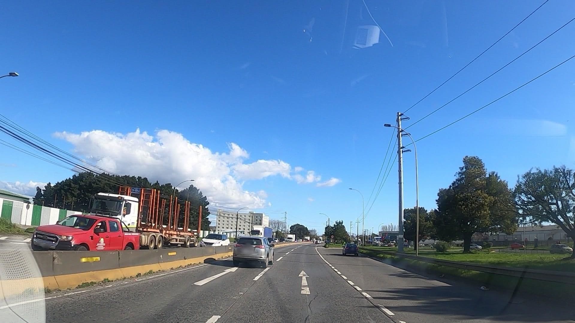 Street view near Radisson Blu Hotel, Hualpén — © henarji (CC BY-SA · Mapillary)