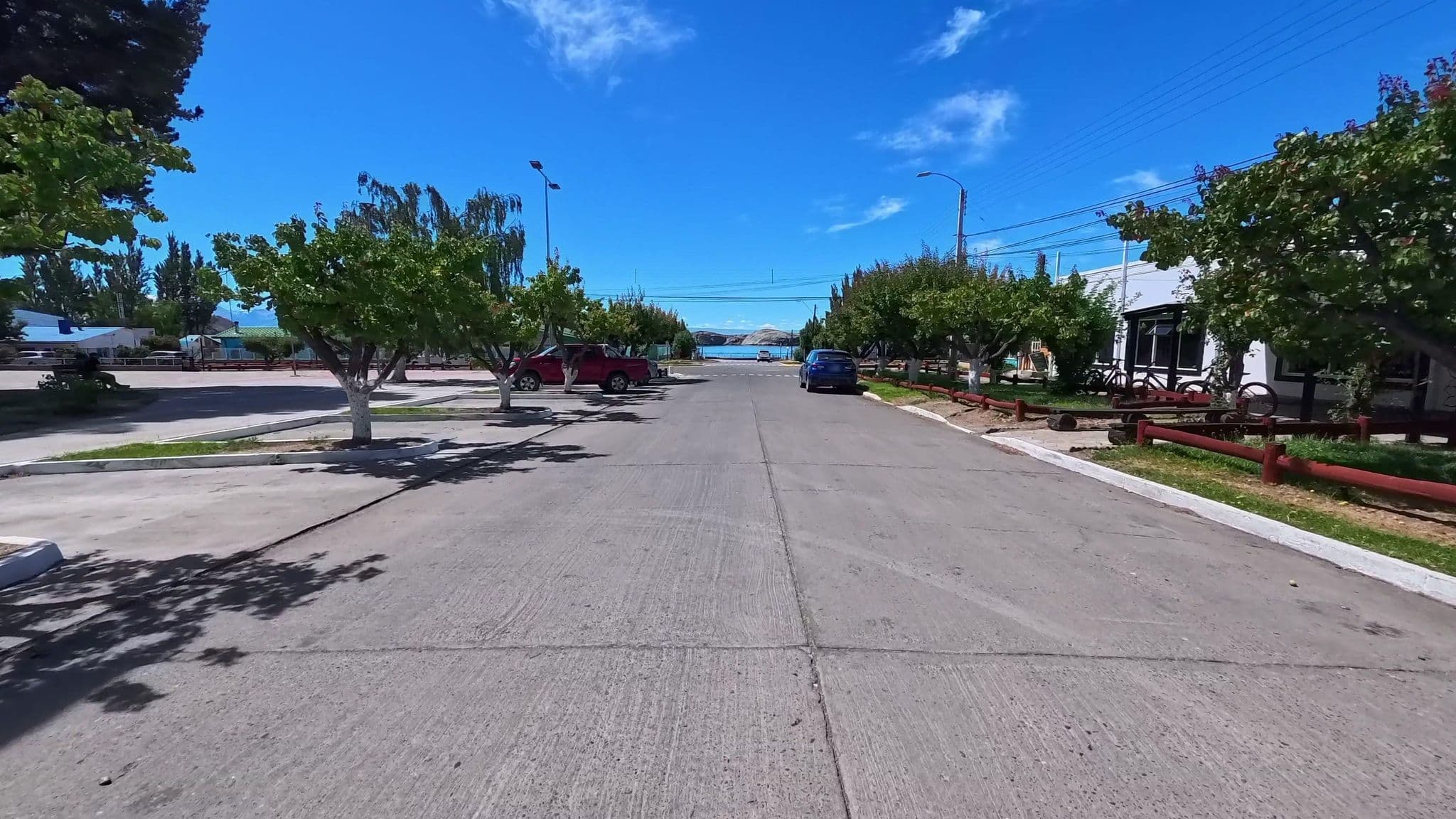 Street view near Costanera Apart, Chile Chico — © contactoacve (CC BY-SA · Mapillary)