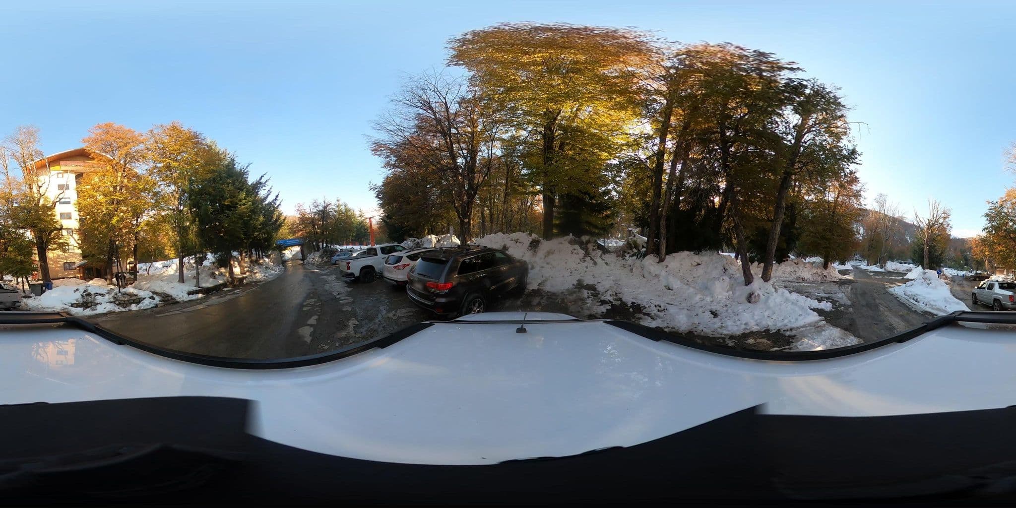 Street view near Los Robles Apartment, Pinto — © Transporte_DSS (CC BY-SA · Mapillary)