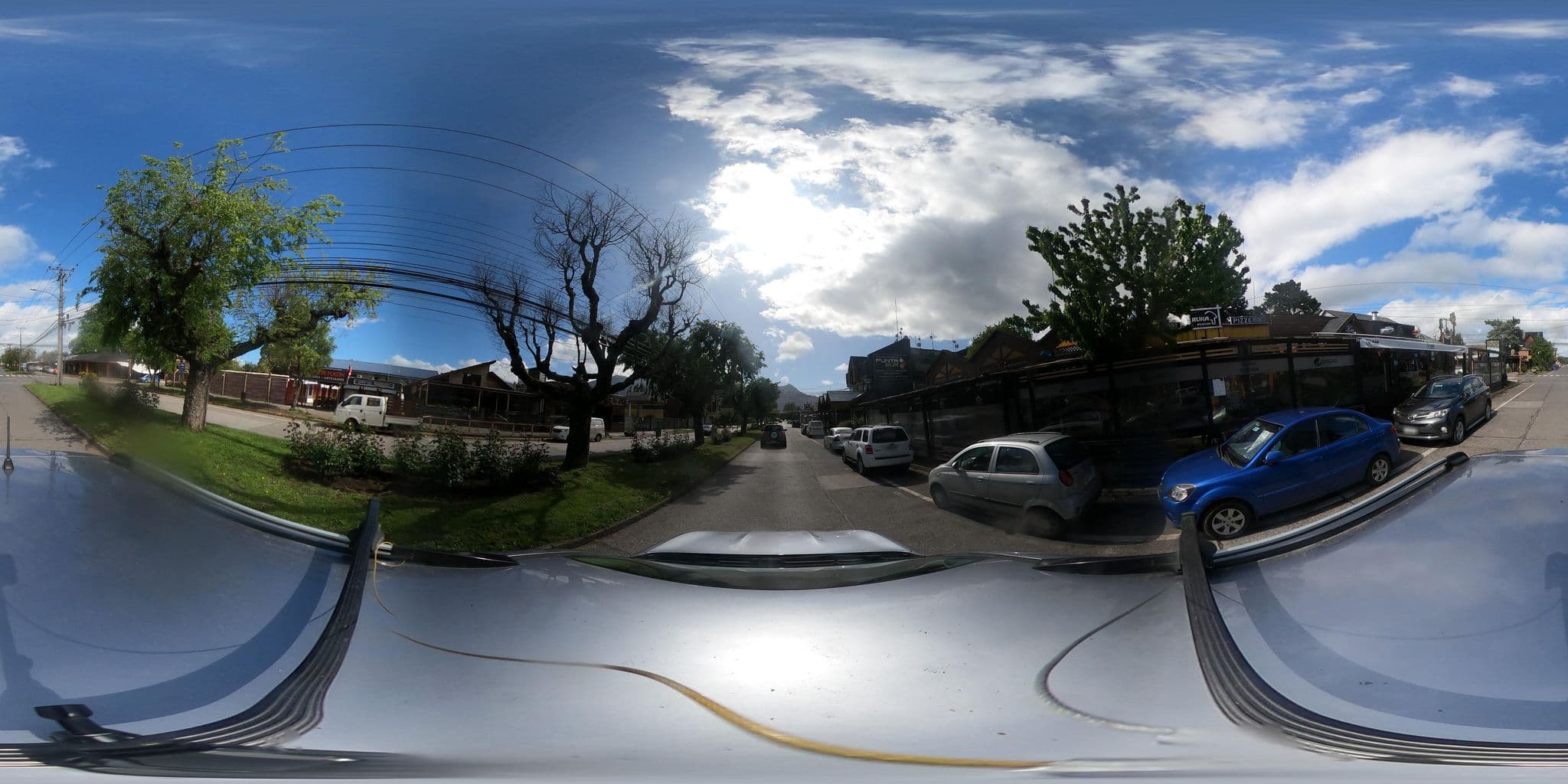 Street view near Hostel Mi Casa Su Casa, Pucón — © Kaart_Local (CC BY-SA · Mapillary)