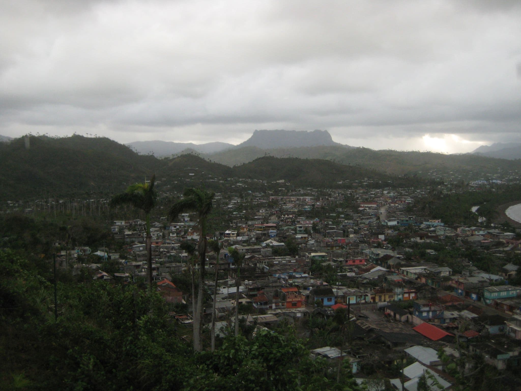 Street view near Hotel El Castillo, Baracoa