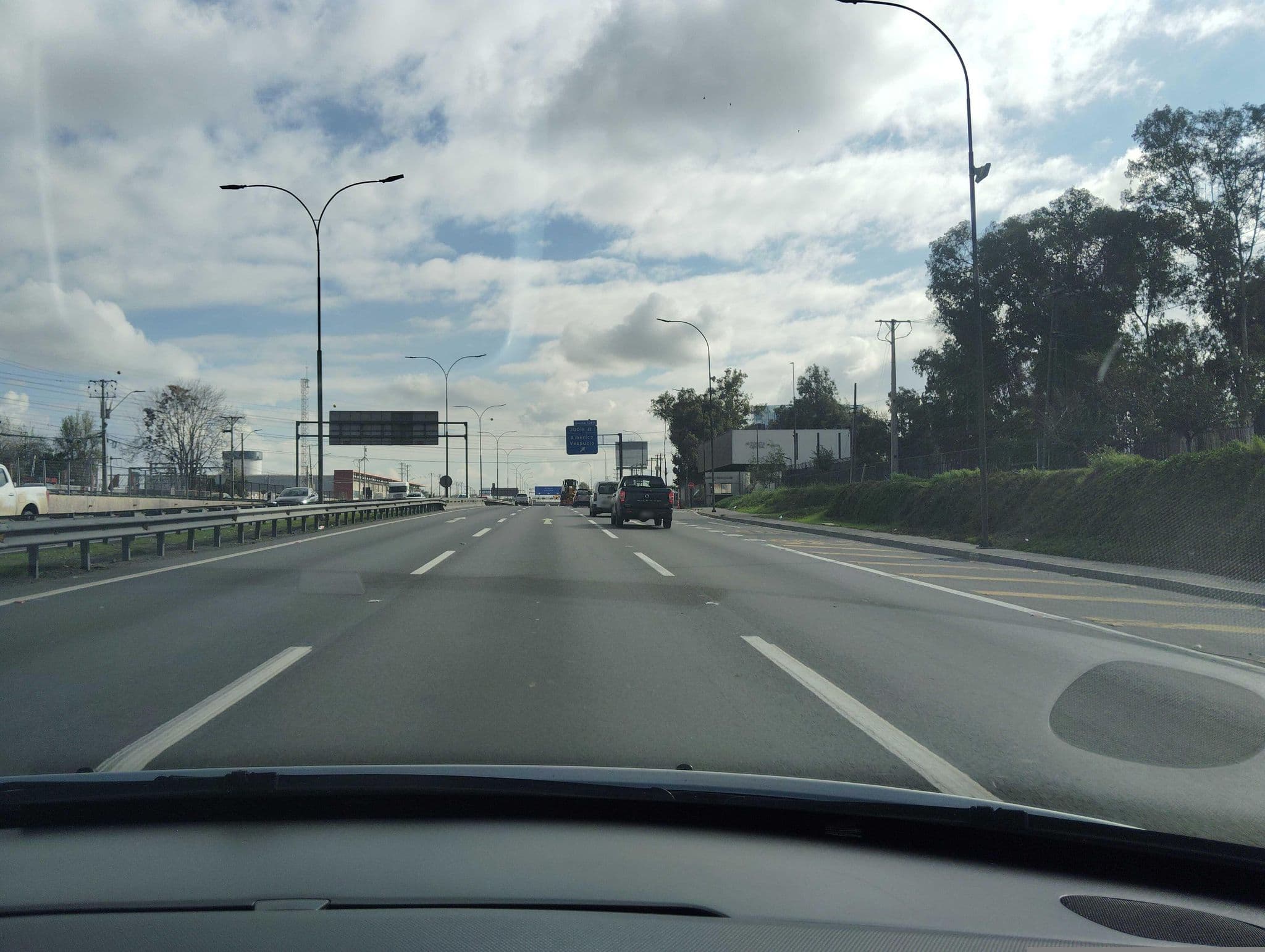 Street view near Motel el Paso, Quilicura — © ariellopez (CC BY-SA · Mapillary)
