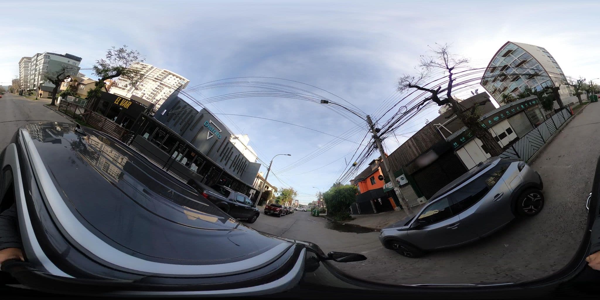 Street view near Hotel De Sathya, Viña del Mar — © Shirley1 (CC BY-SA · Mapillary)