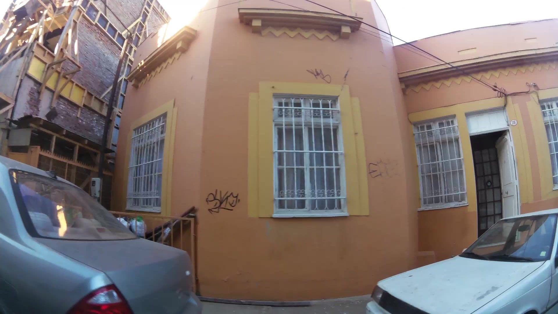 Street view near Motel BleuNuit, Valparaíso — © kaartcam (CC BY-SA · Mapillary)