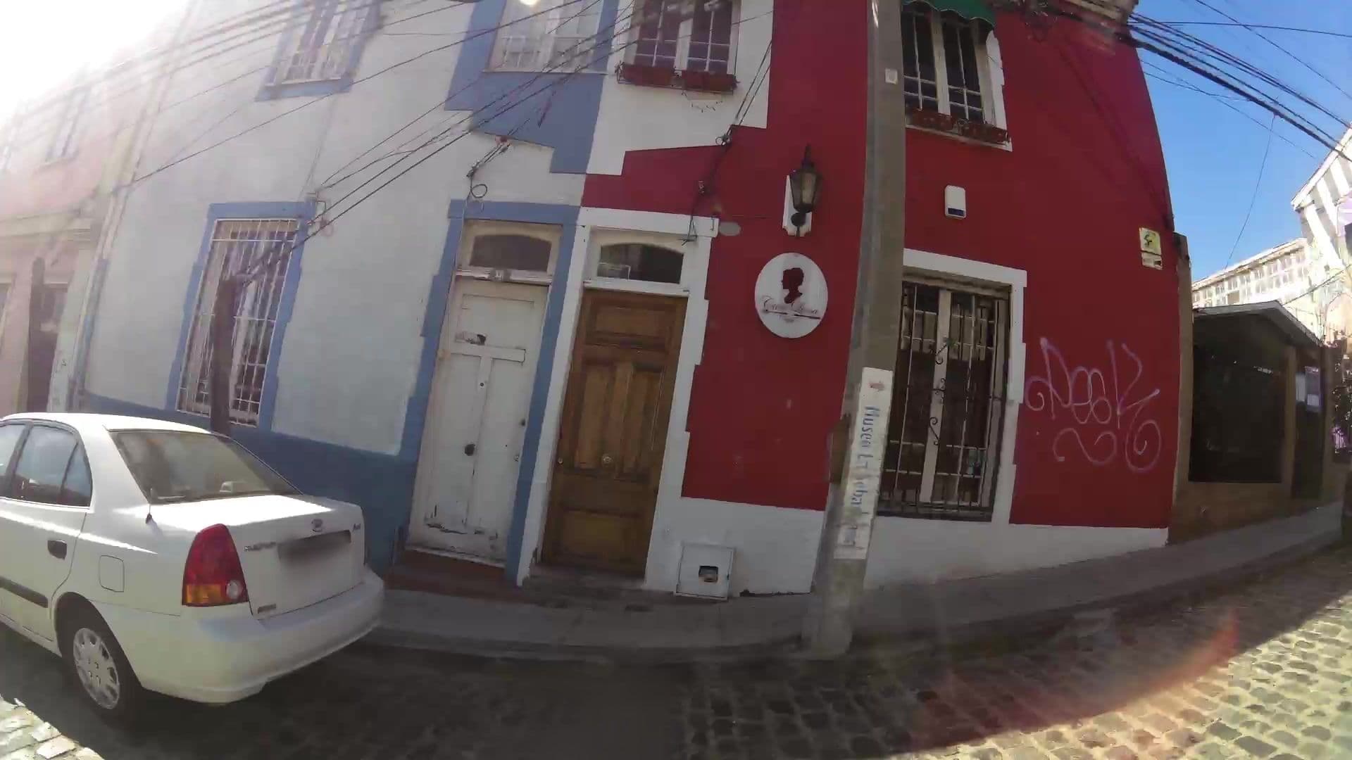 Street view near Morgan bed & breakfast, Valparaíso — © kaartcam (CC BY-SA · Mapillary)