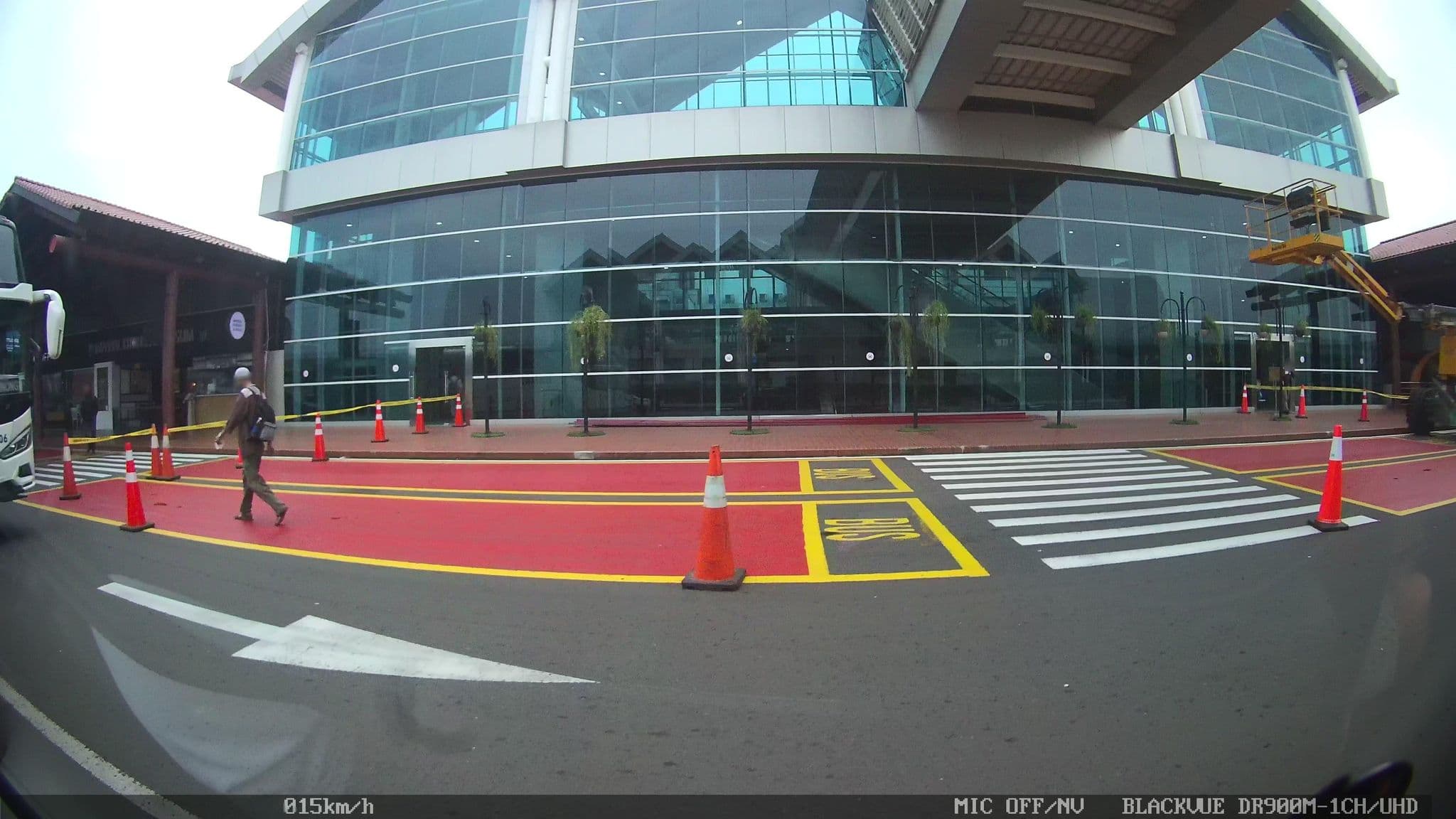Street view near Jakarta Airport Hotel, Teluknaga — © kaart_2 (CC BY-SA · Mapillary)