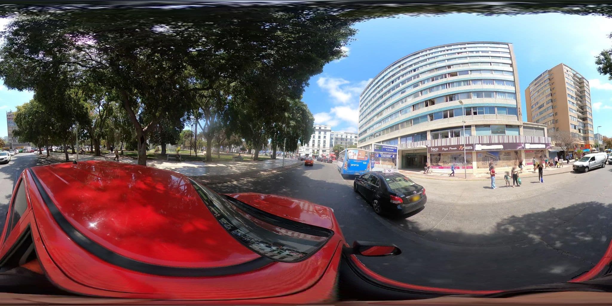 Street view near Hotel Cerro Castillo, Viña del Mar — © SolutivaSistemas (CC BY-SA · Mapillary)