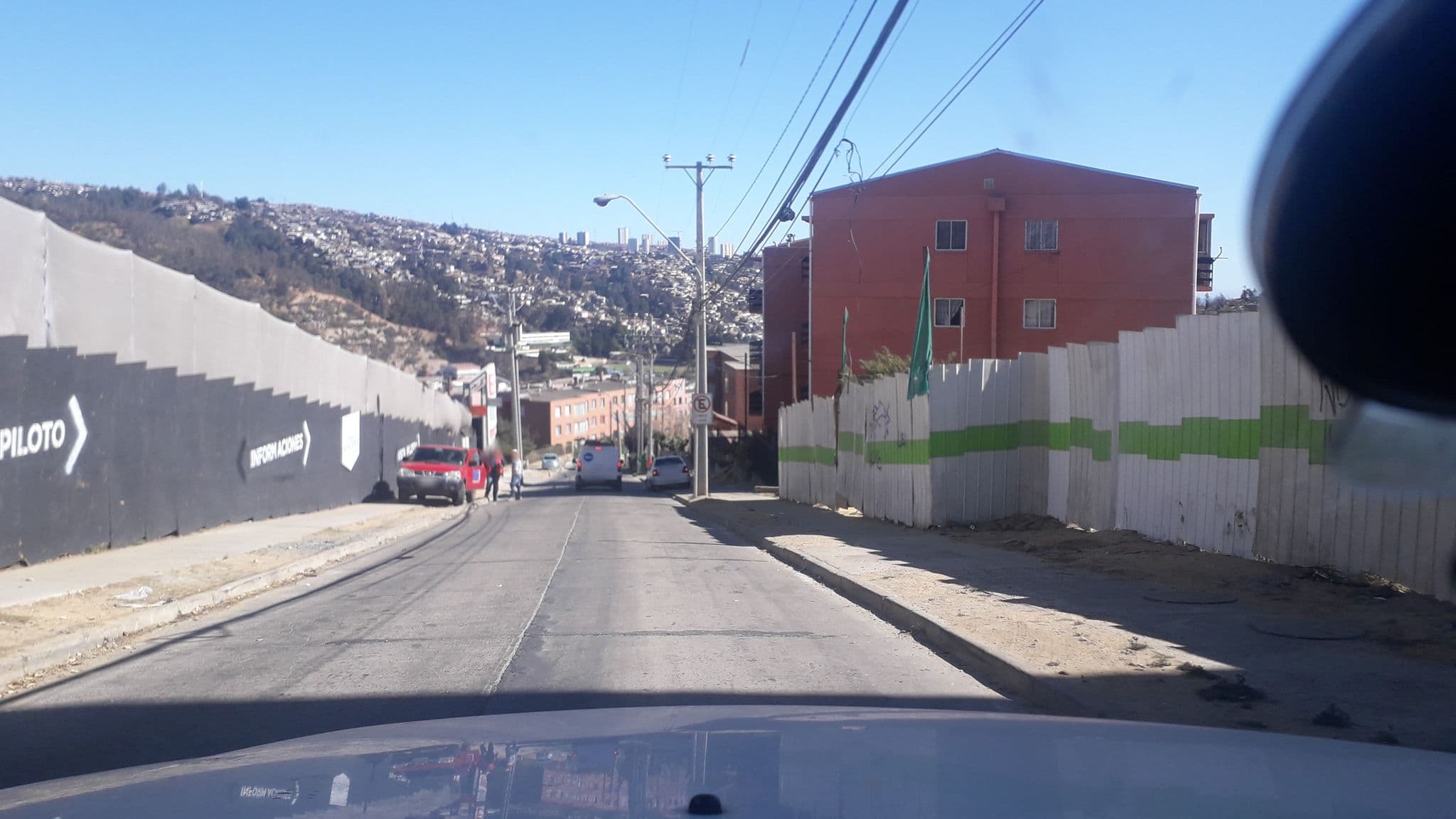 Street view near Dormtur, Viña del Mar — © hugo_sandoval (CC BY-SA · Mapillary)