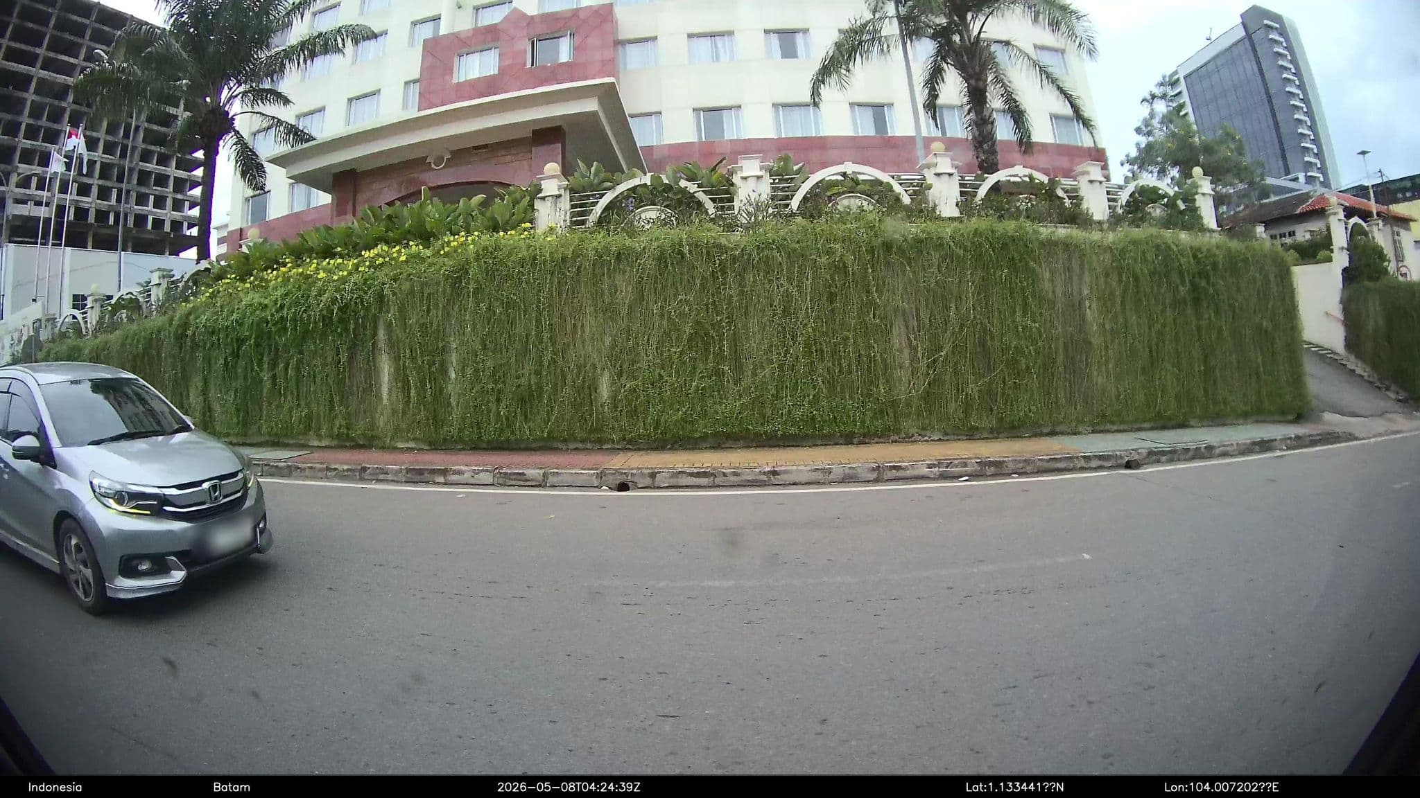 Street view near Swiss Inn (Hotel), Batam