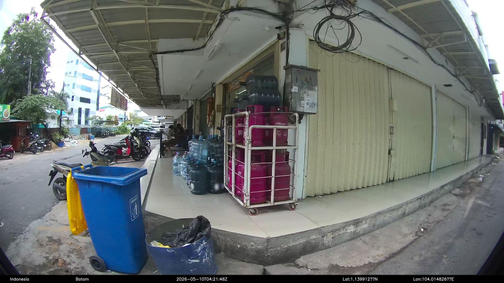 Street view near Permata Hotel, Batam — © Kaart---LEFT (CC BY-SA · Mapillary)