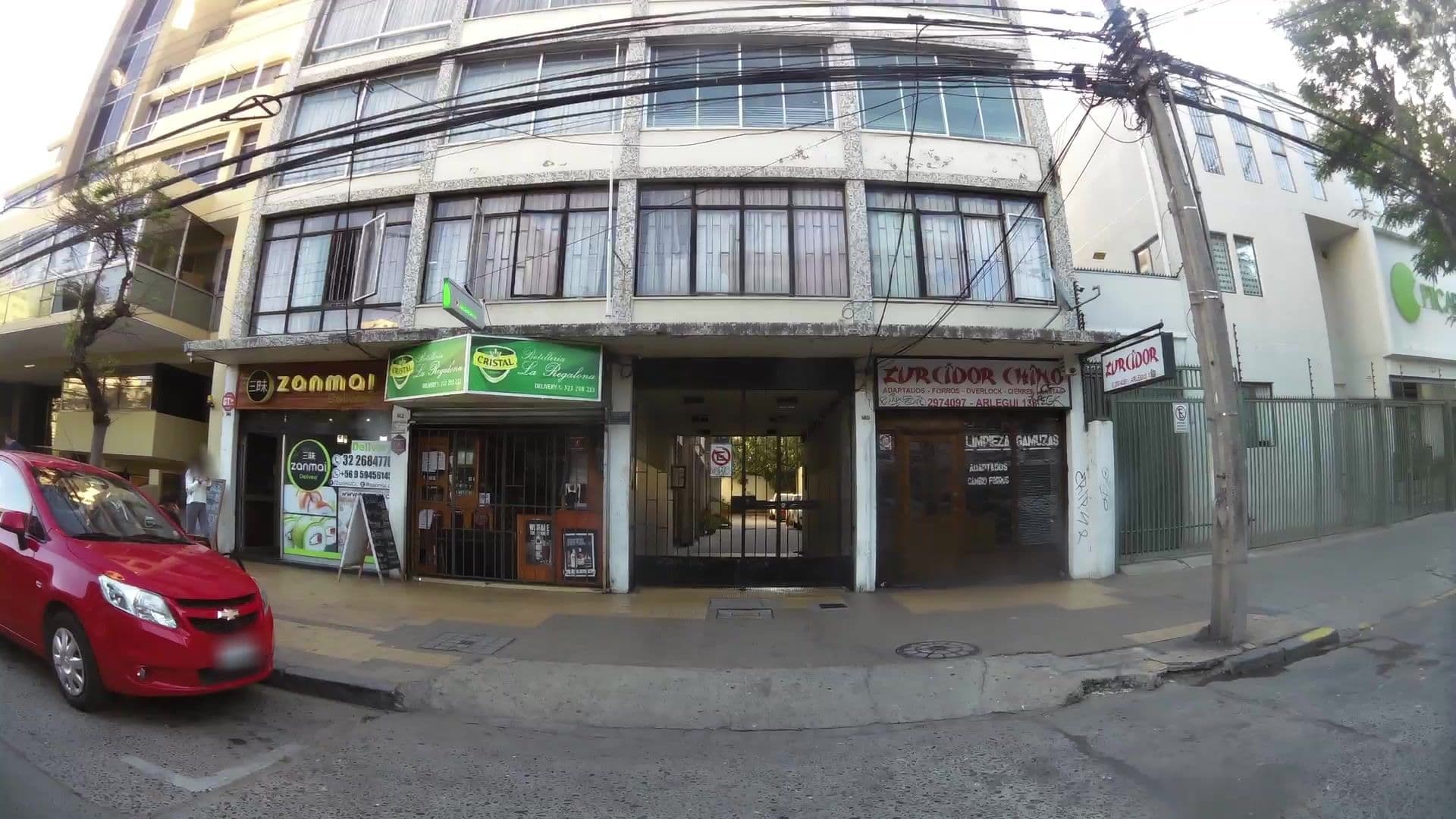 Street view near Hotel California, Viña del Mar — © kaartcam (CC BY-SA · Mapillary)