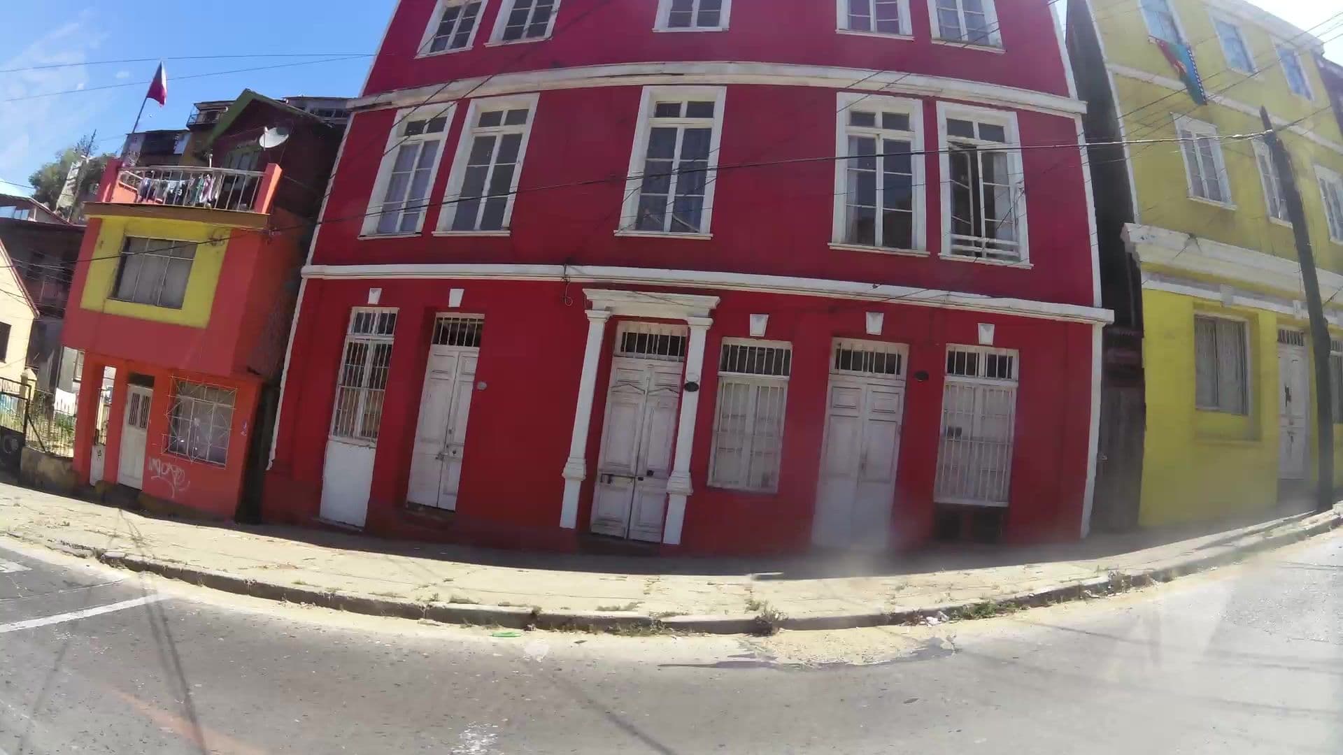 Street view near Pink House, Valparaíso — © kaartcam (CC BY-SA · Mapillary)