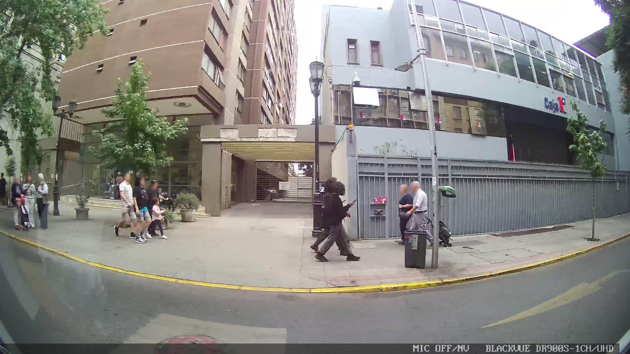 Street view near Apartamentos El Dorado, Santiago — © kaart_3 (CC BY-SA · Mapillary)
