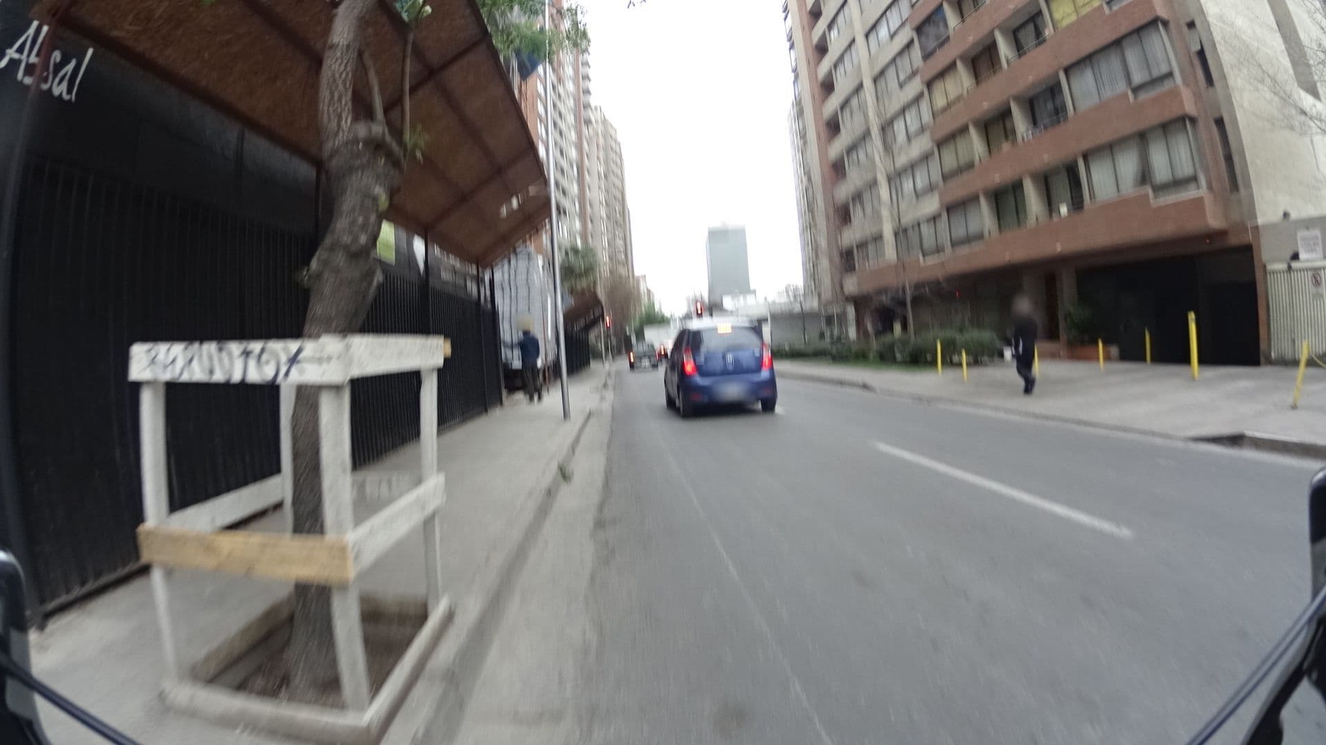 Street view near Hotel Monet, Santiago — © tiagofassoni (CC BY-SA · Mapillary)