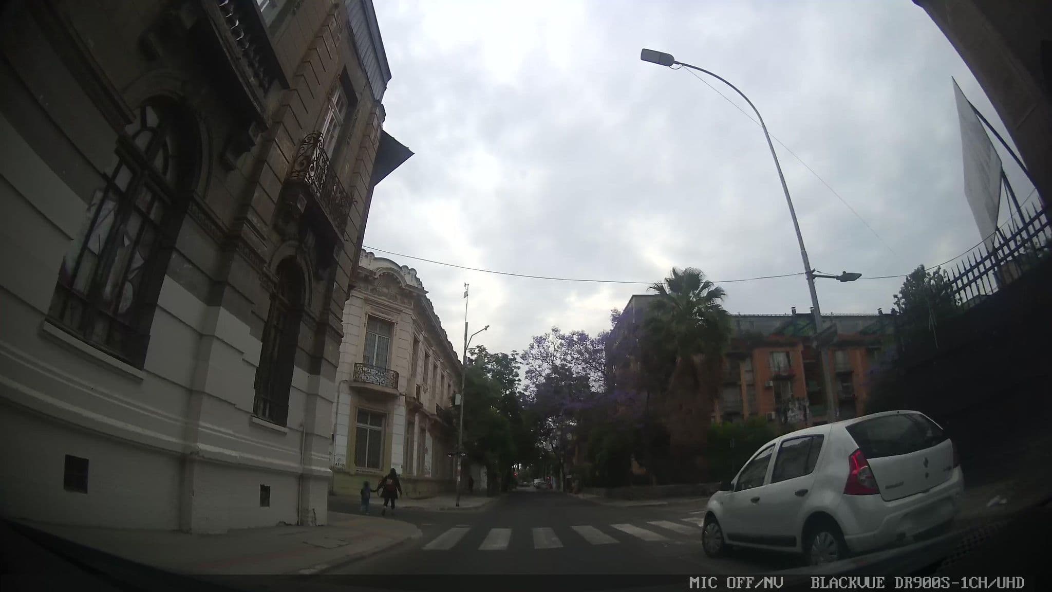Street view near Casa Marina Huérfanos, Santiago — © kaart_4 (CC BY-SA · Mapillary)