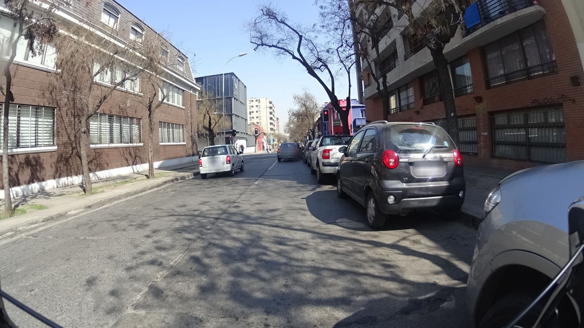 Street view near Selknam Hostel, Santiago — © tiagofassoni (CC BY-SA · Mapillary)
