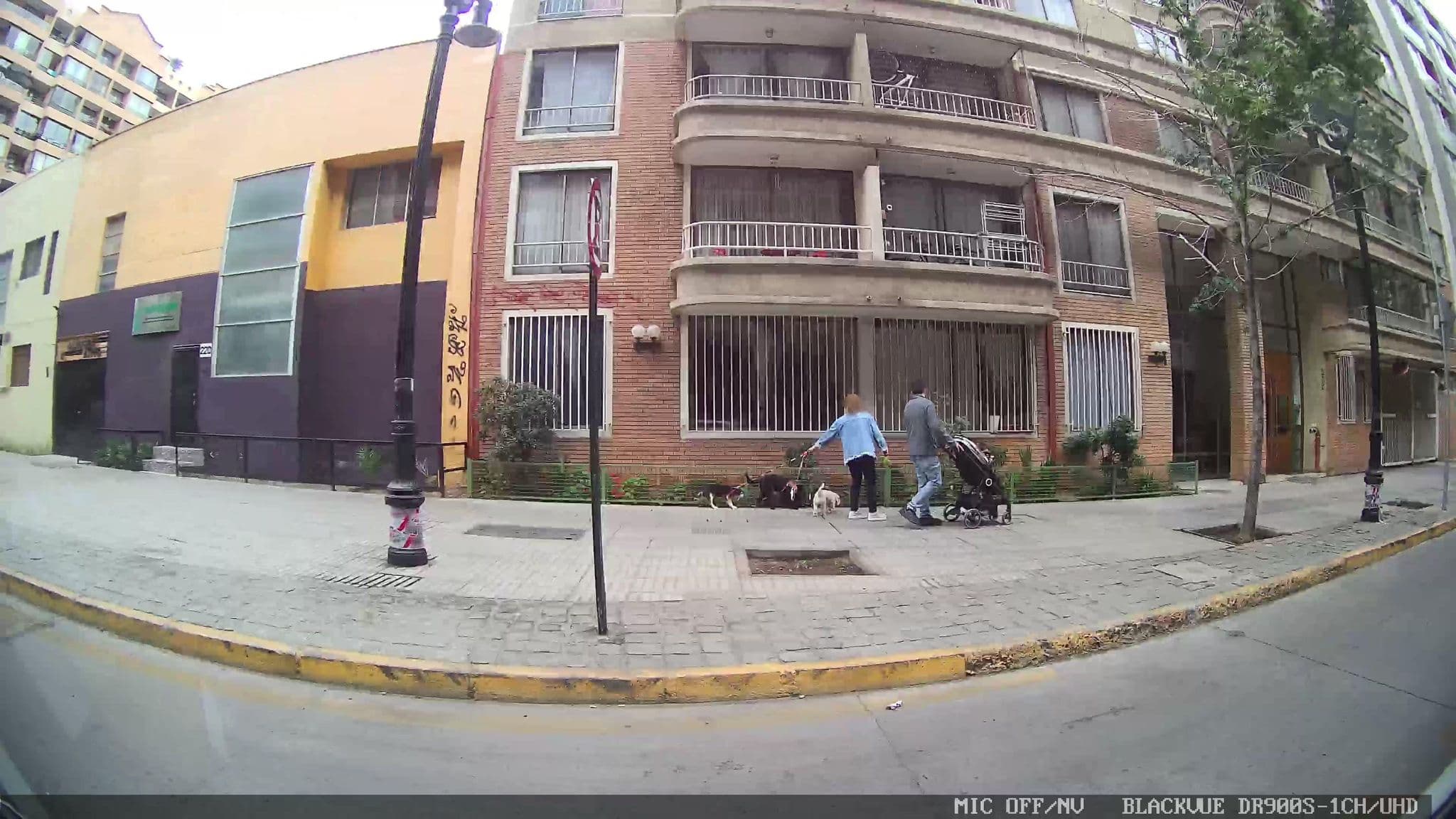 Street view near Santiago Downtown Apartments, Santiago — © kaart_3 (CC BY-SA · Mapillary)