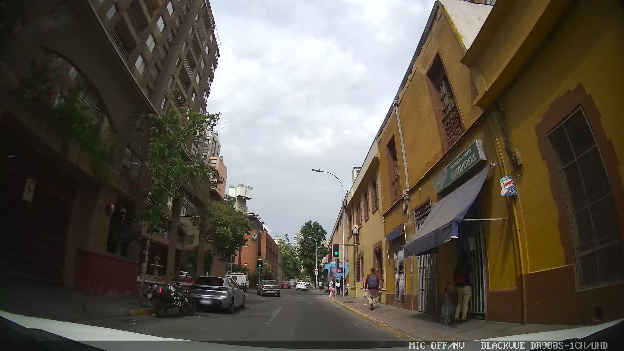Street view near CyM Rental, Santiago — © kaart_1 (CC BY-SA · Mapillary)