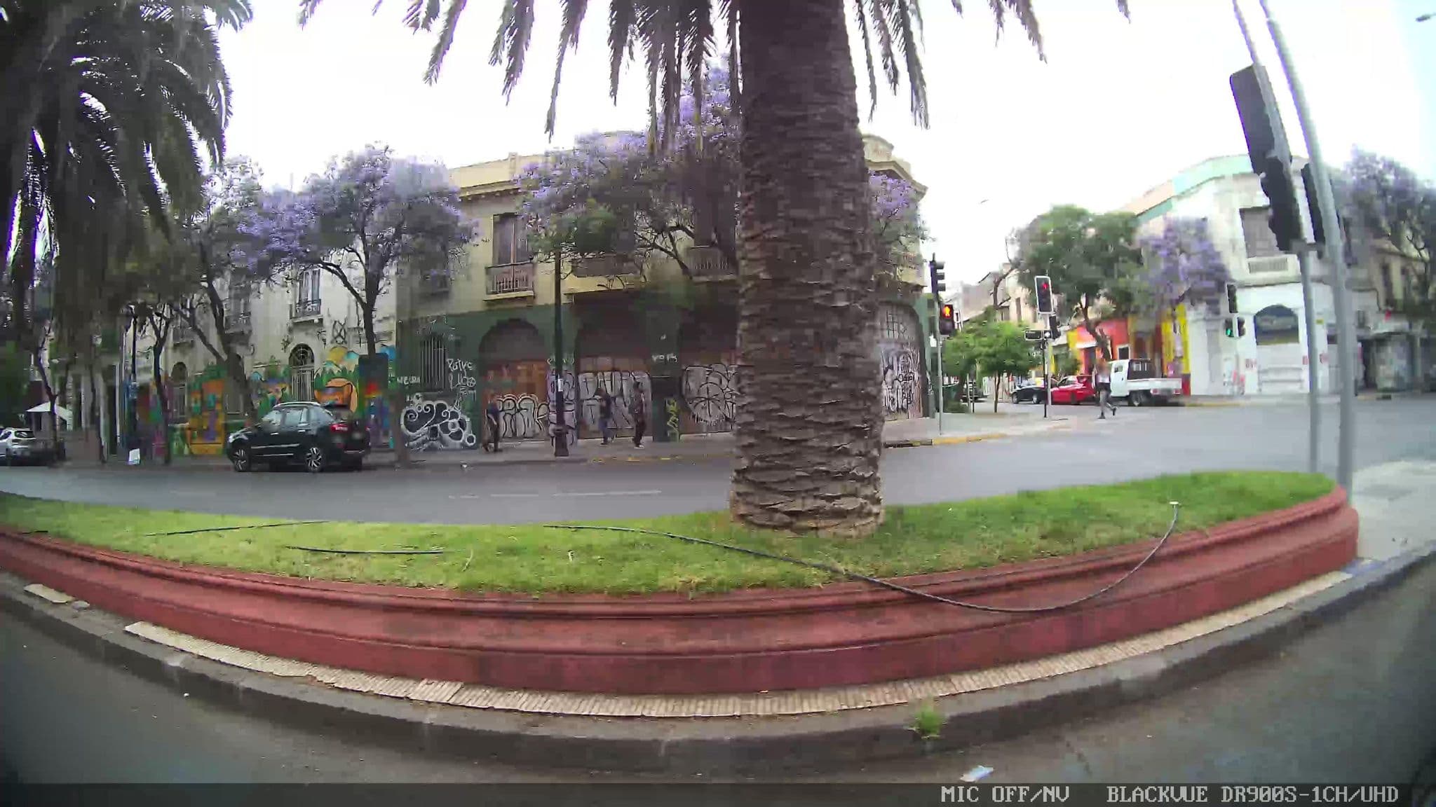 Street view near Motel Brasil 56, Santiago — © kaart_1 (CC BY-SA · Mapillary)