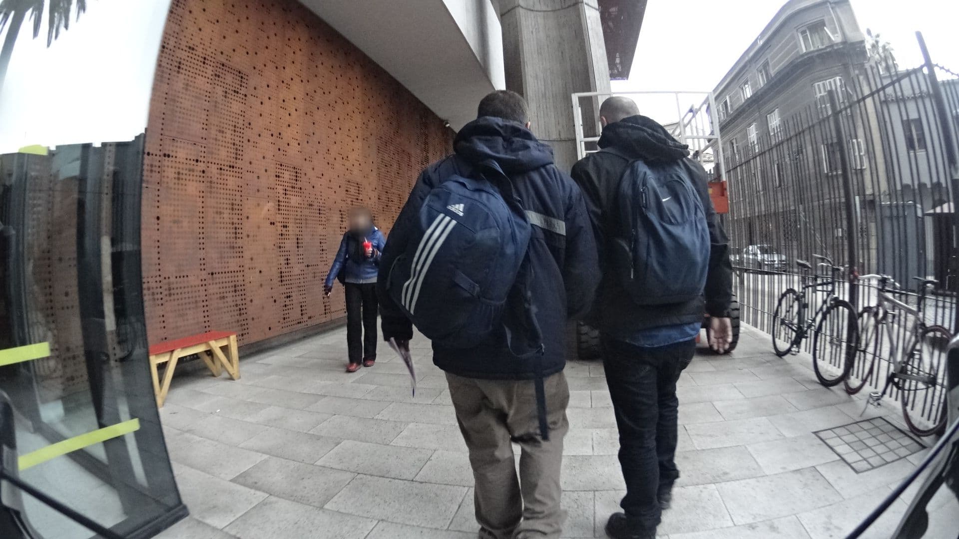 Street view near Footsteps Hostel, Santiago — © tiagofassoni (CC BY-SA · Mapillary)