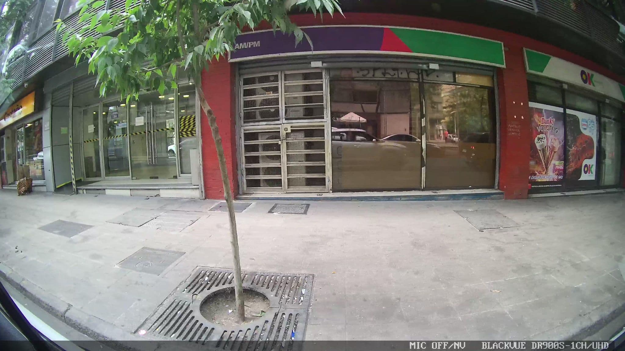 Street view near Centro Suite, Santiago — © kaart_3 (CC BY-SA · Mapillary)